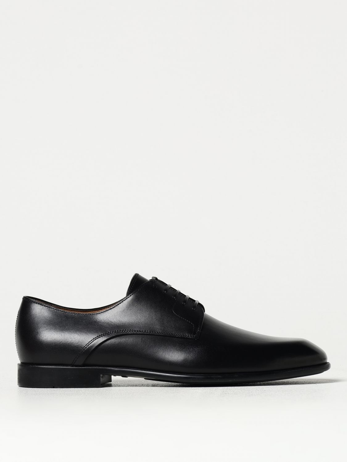 Shop Ferragamo Brogue Shoes  Men Color Black In Schwarz