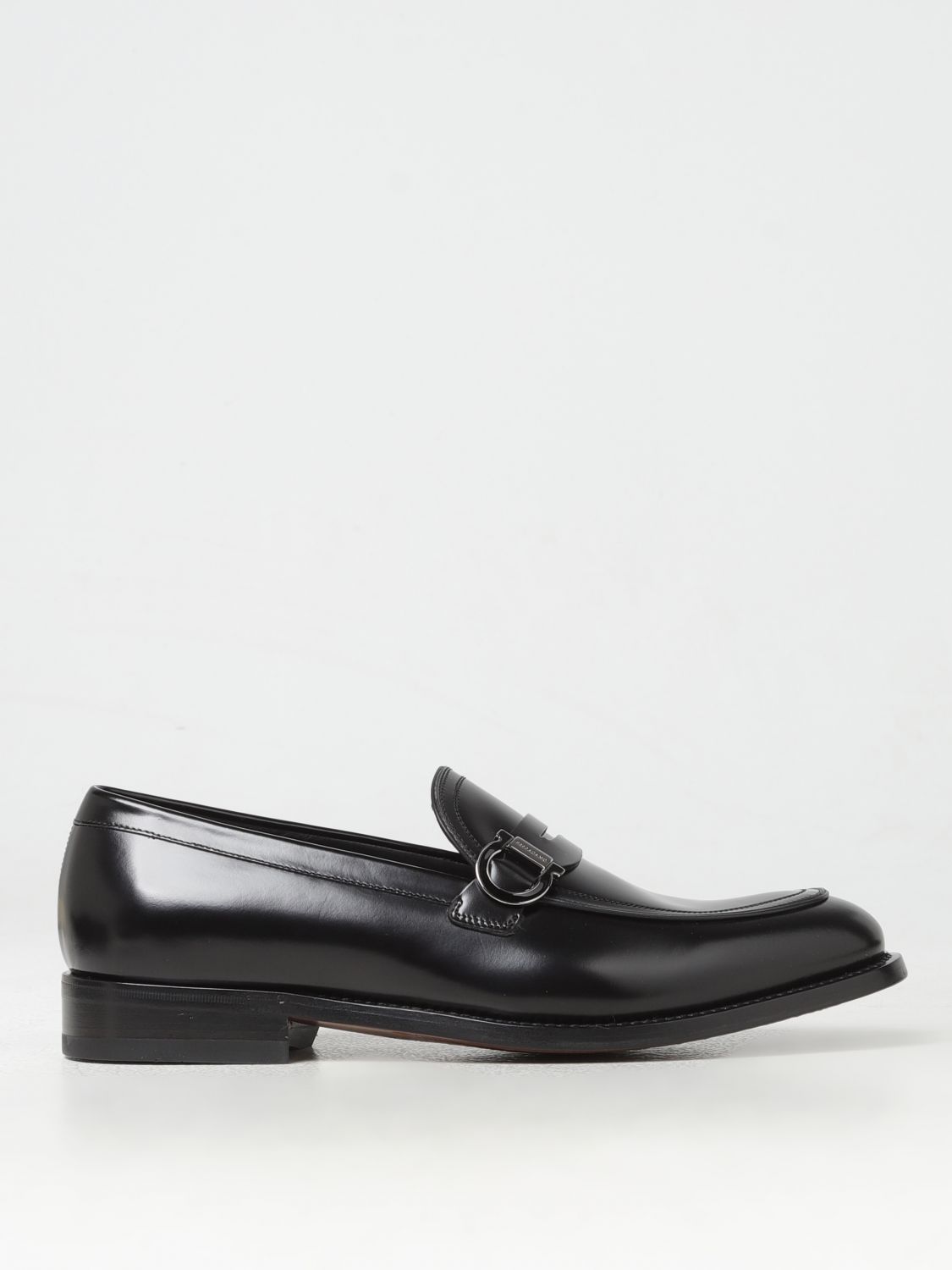 Ferragamo Loafers  Men Color Black In 黑色