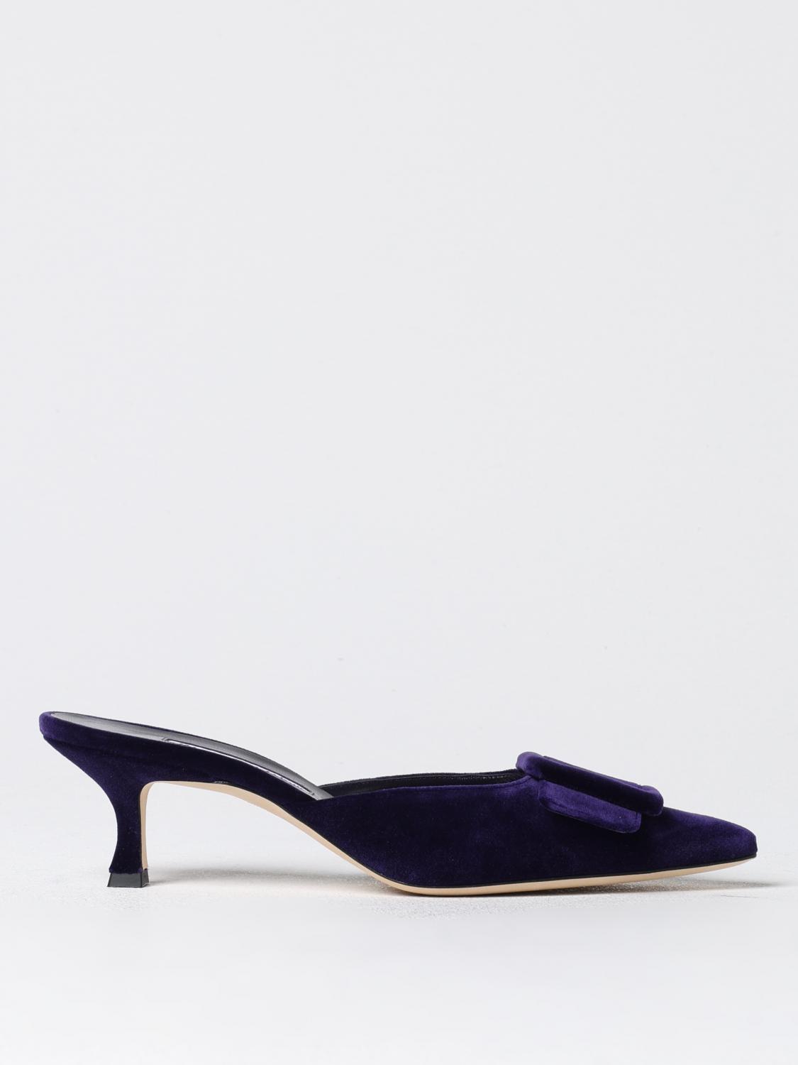 Manolo Blahnik Kitten Heel Mules In Navy Blue Suede In Violett