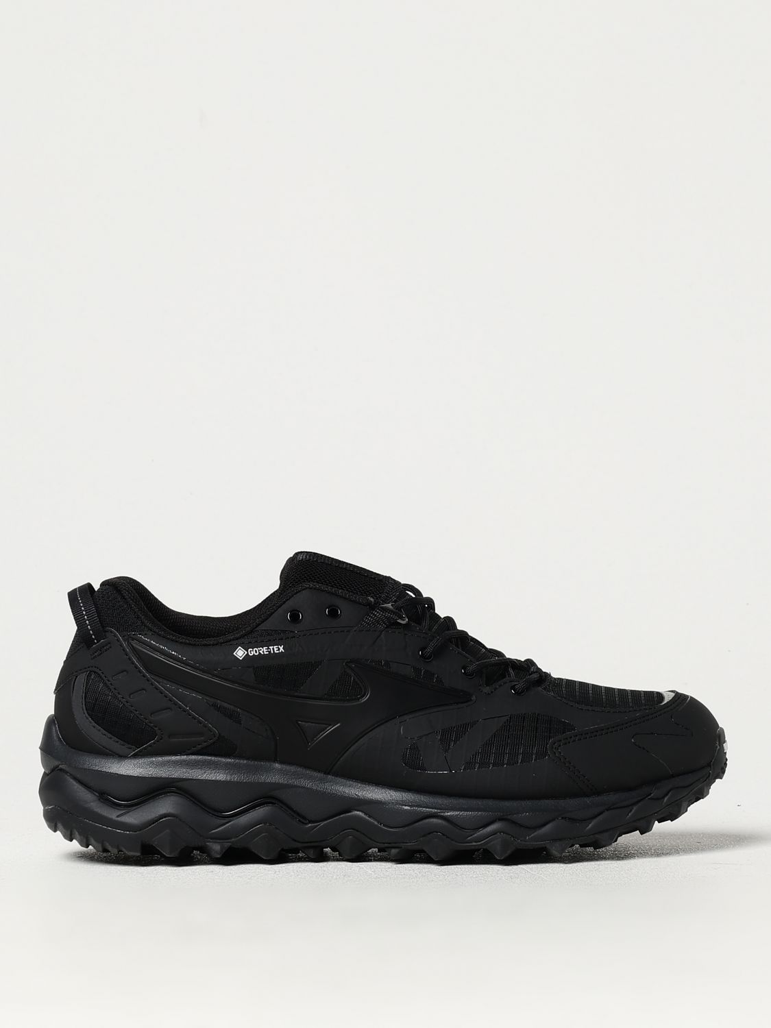 Shop Mizuno Sneakers  Men Color Black In Schwarz