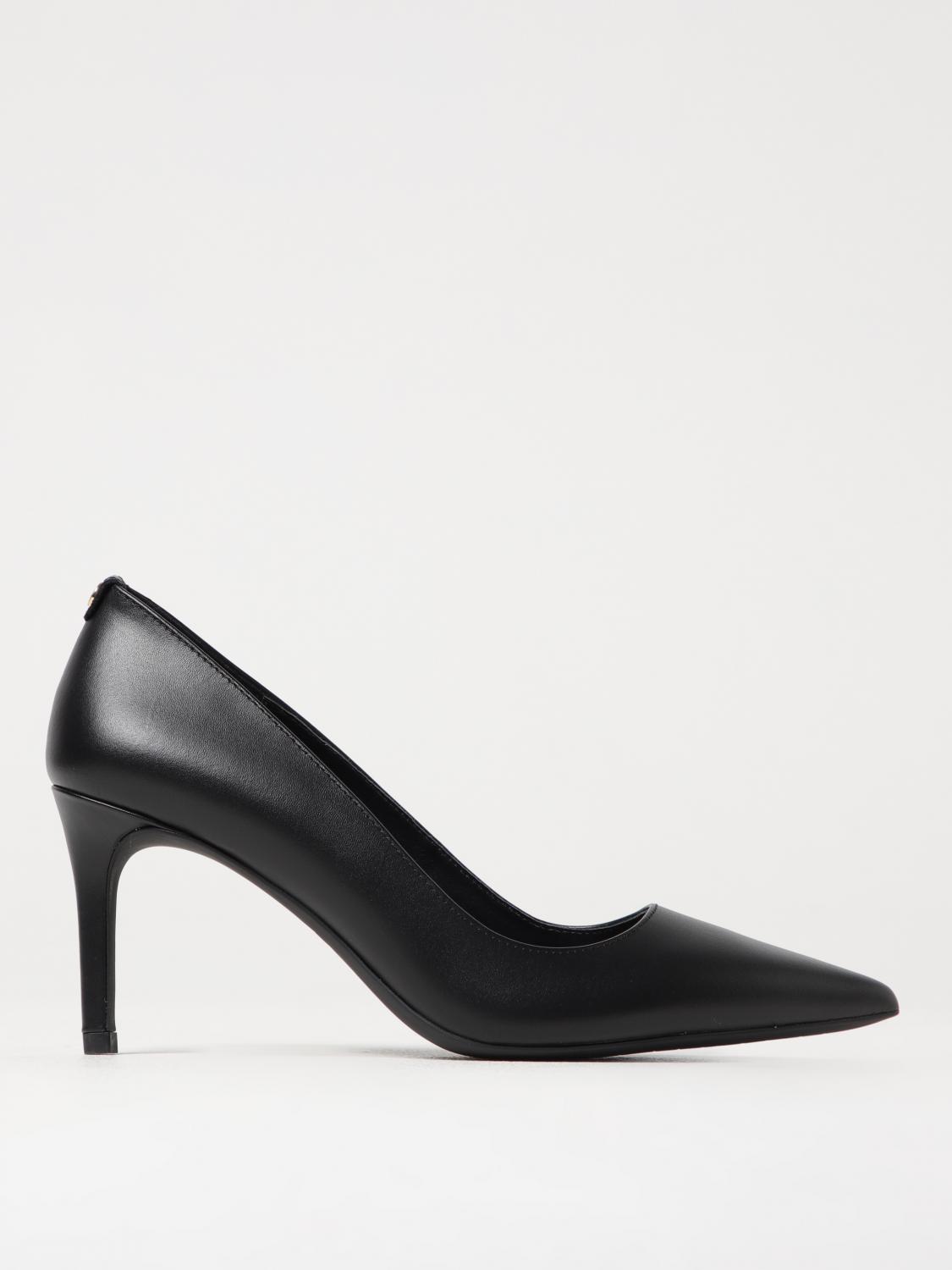Michael Kors Lace-up Flat Shoes With Elegant Design And Modern Appeal In Black