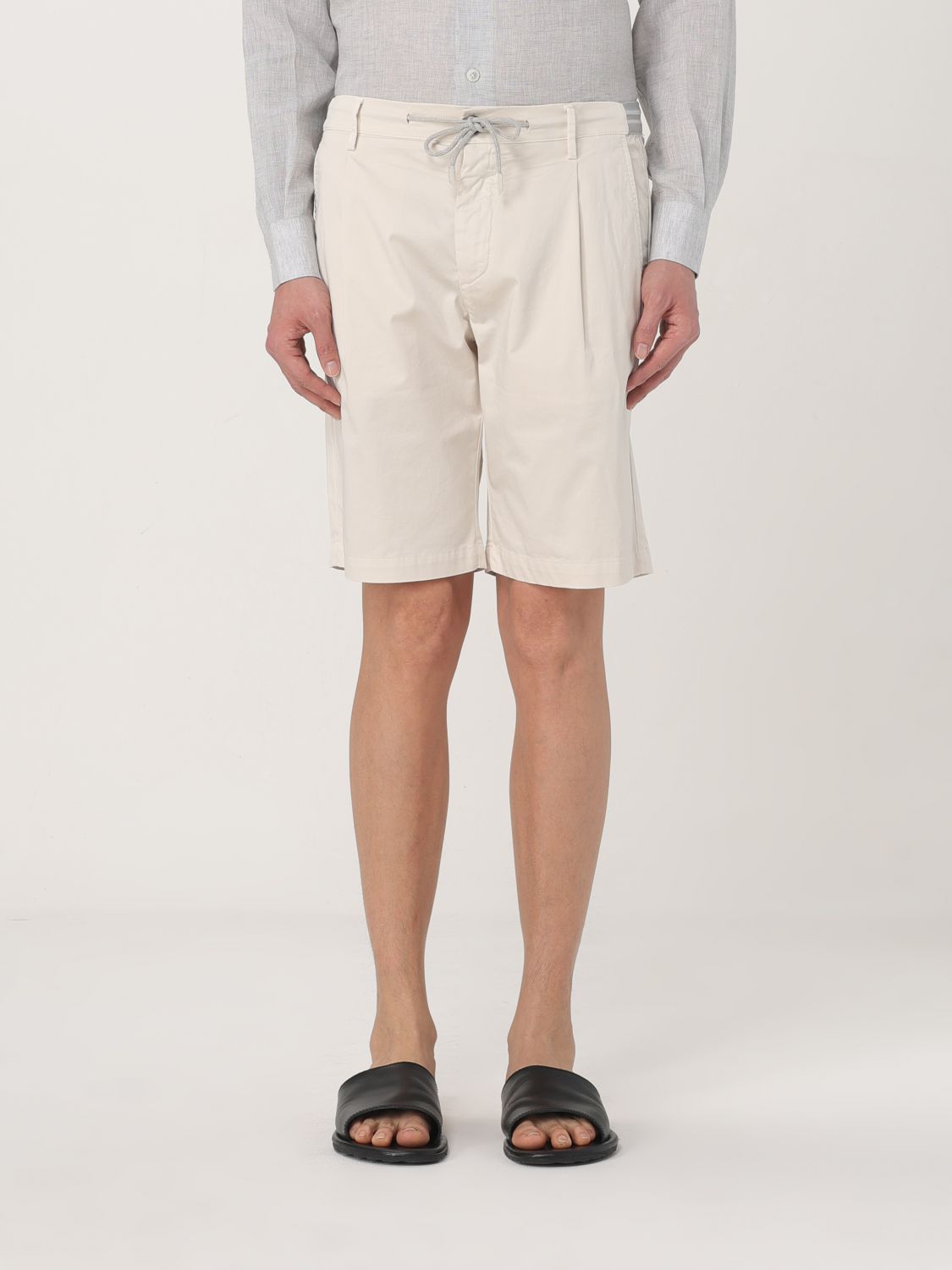 Shop Eleventy Short Men Color Natural