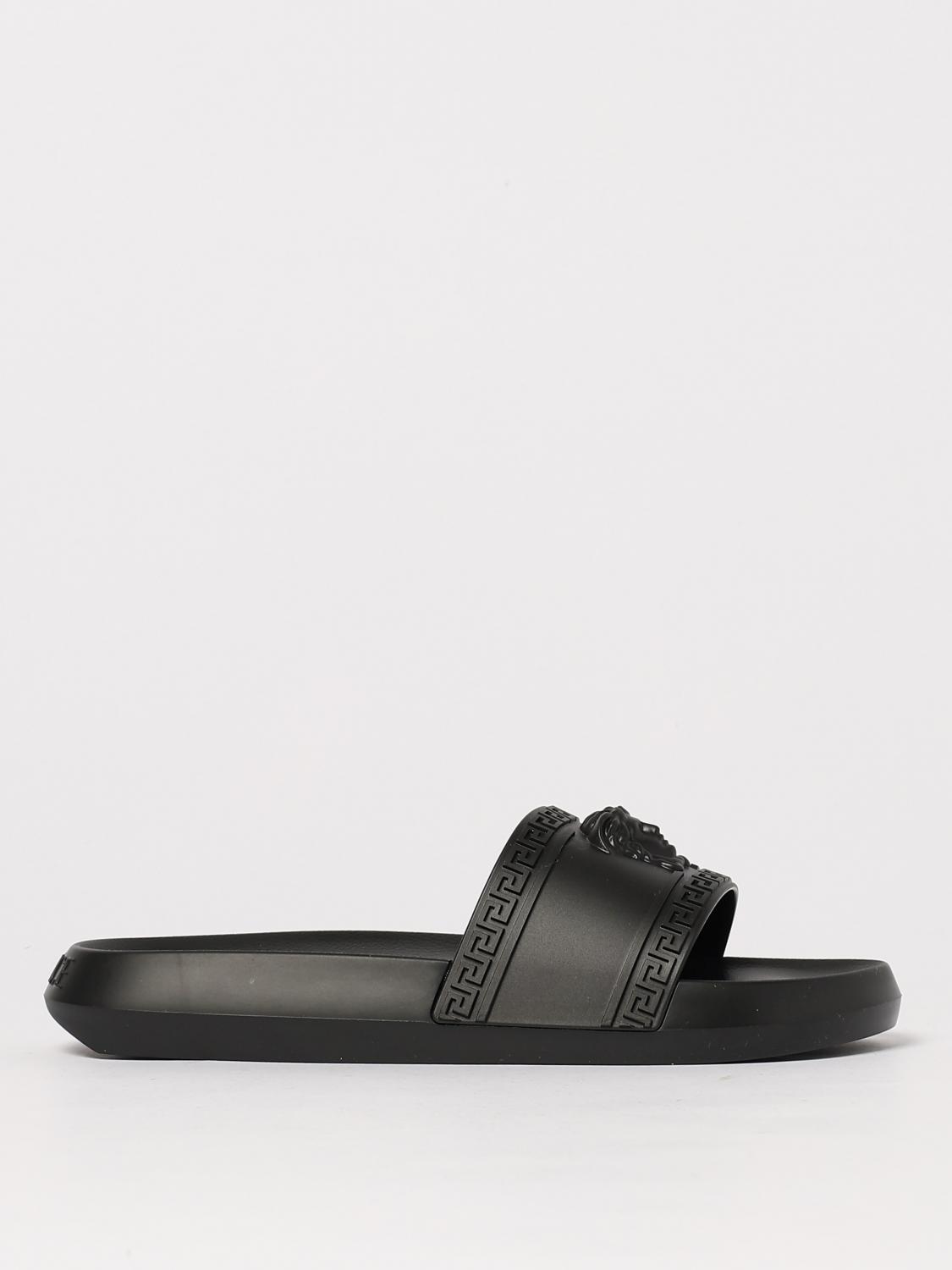 Versace Medusa Front Round Toe Flat Slides In Schwarz