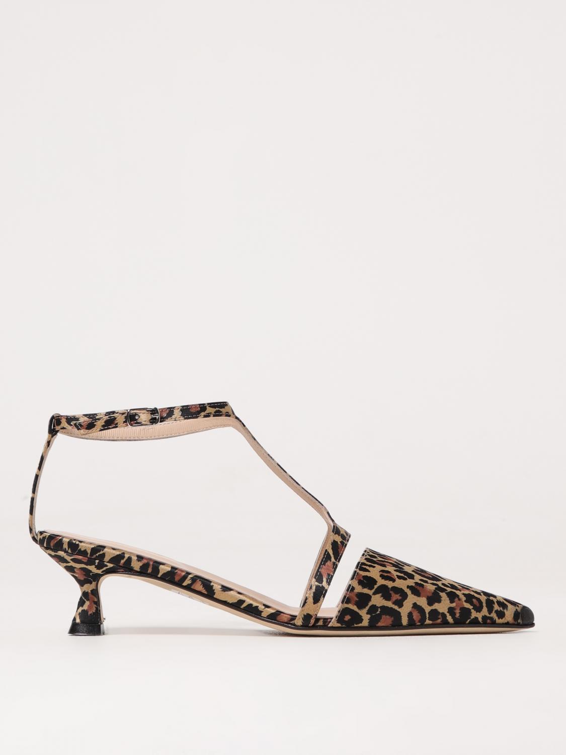 Anna F . With Heel Spotted In Beige