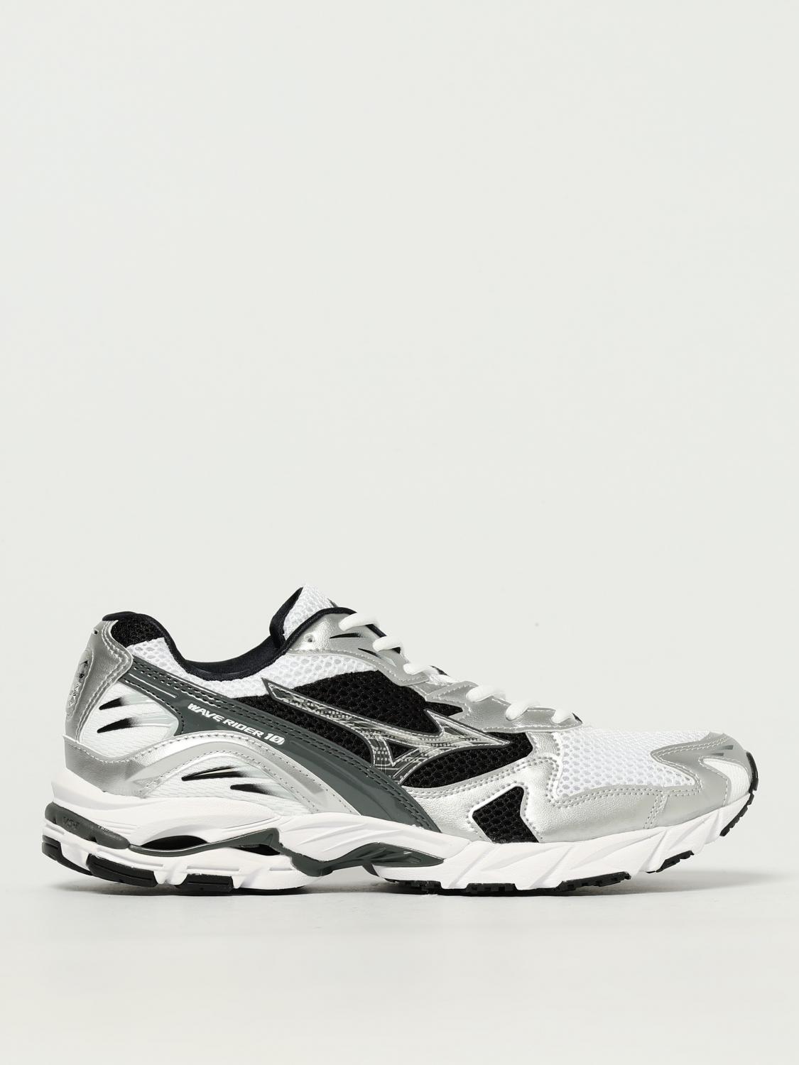 Mizuno Panelled Lace-up Trainers