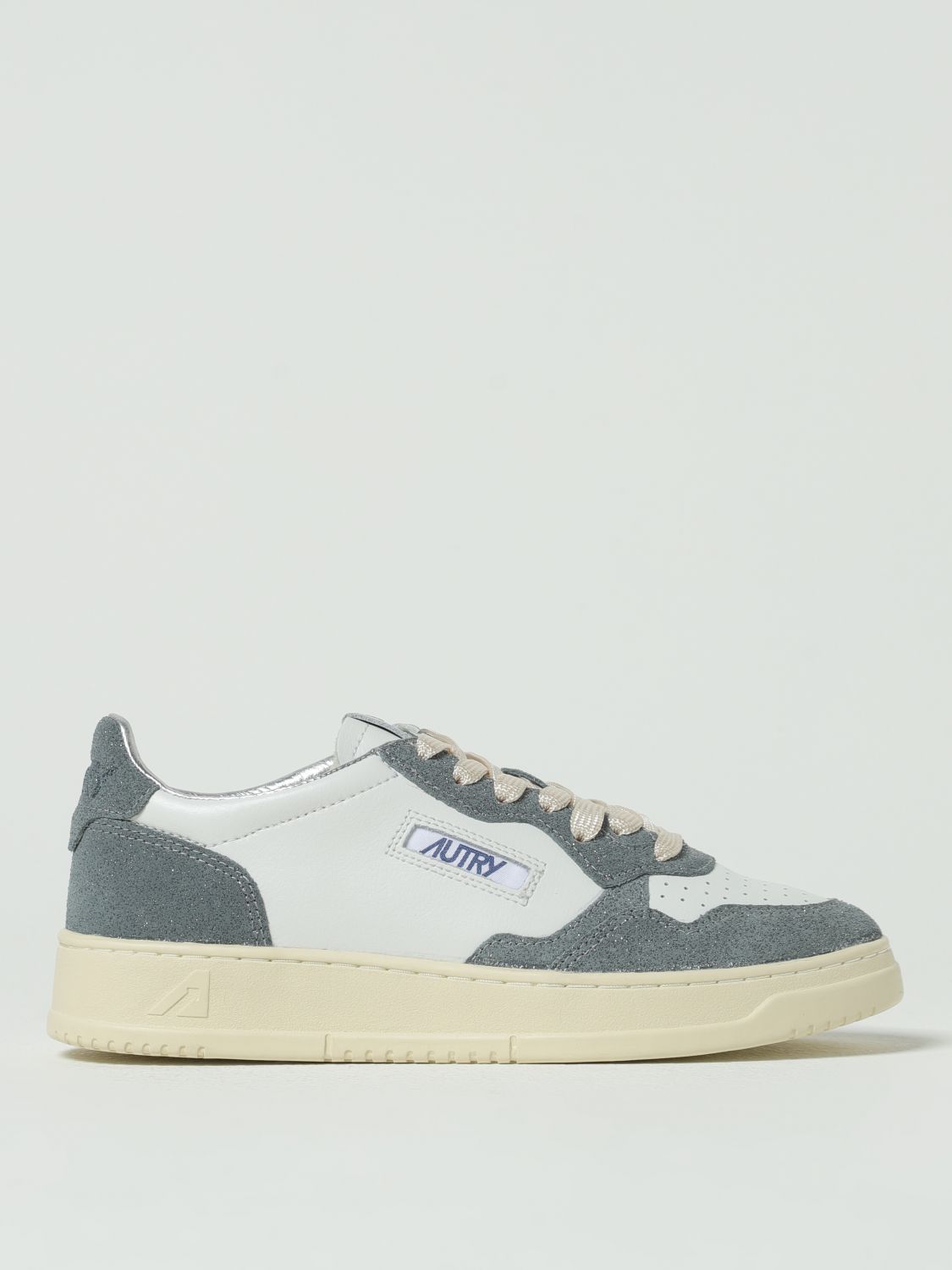 Autry Medalist Low-top Sneakers In White