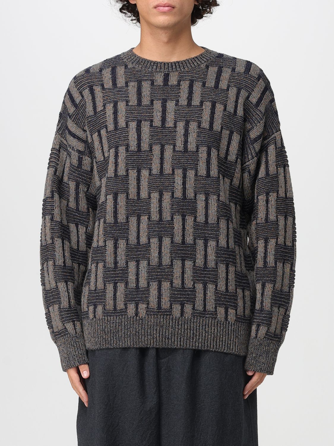 Giorgio Armani Geometric-pattern Crew-neck Sweater In Gray