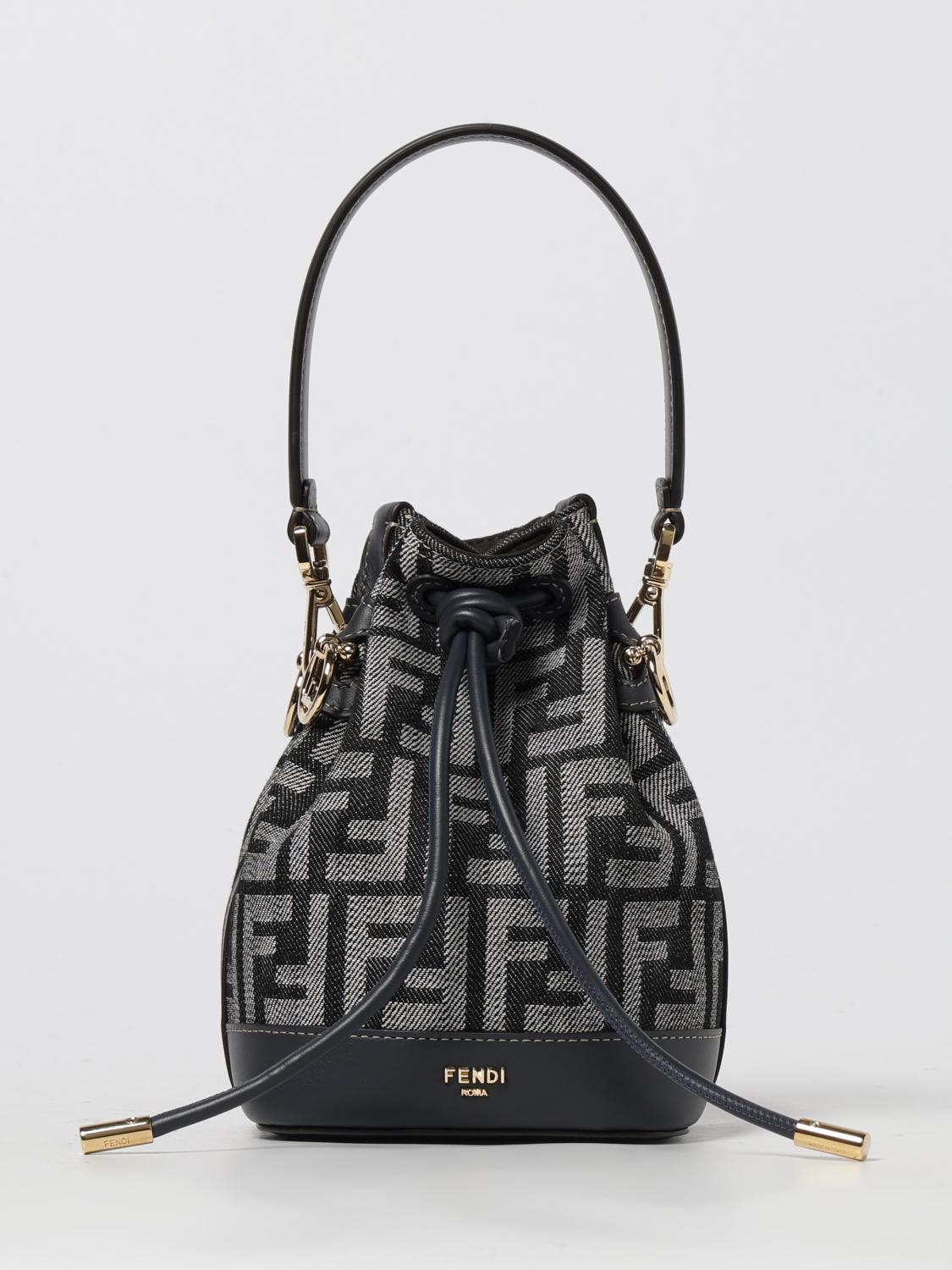 Fendi Shoulder Bag Woman In Black
