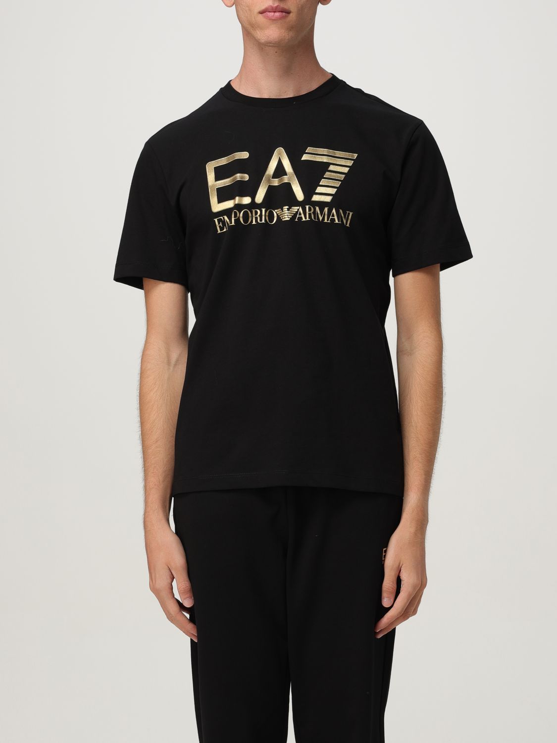Ea7 T-shirt  Men Color Black In Black