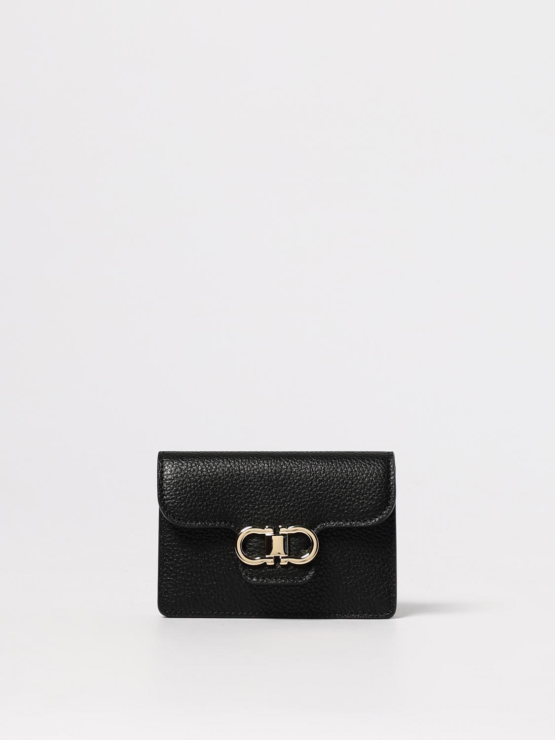 Ferragamo Gancini-plaque Leather Wallet In Black