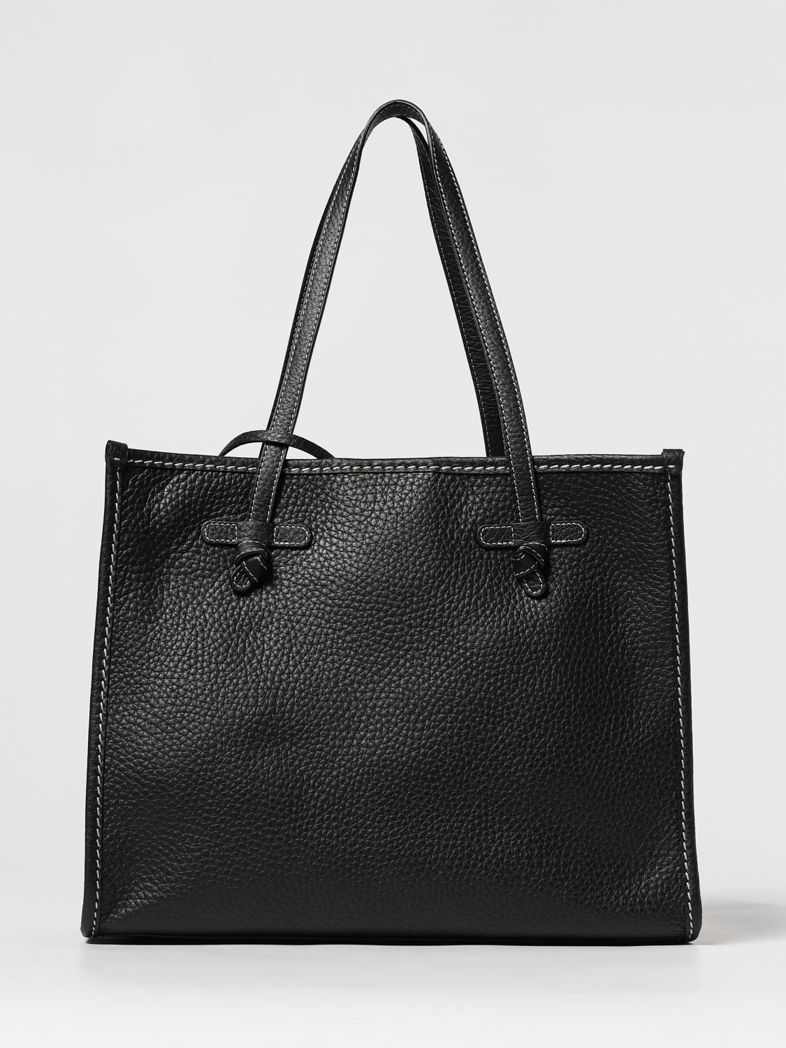 Gianni Chiarini Shoulder Bag. In Black