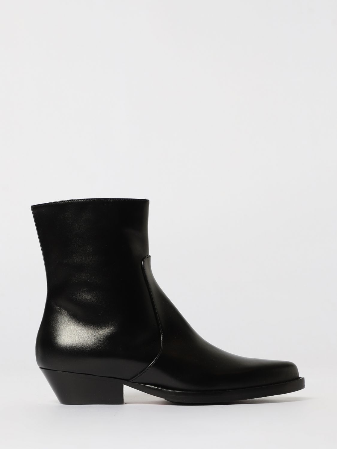 Anna F . Texan Ankle Boots In Black