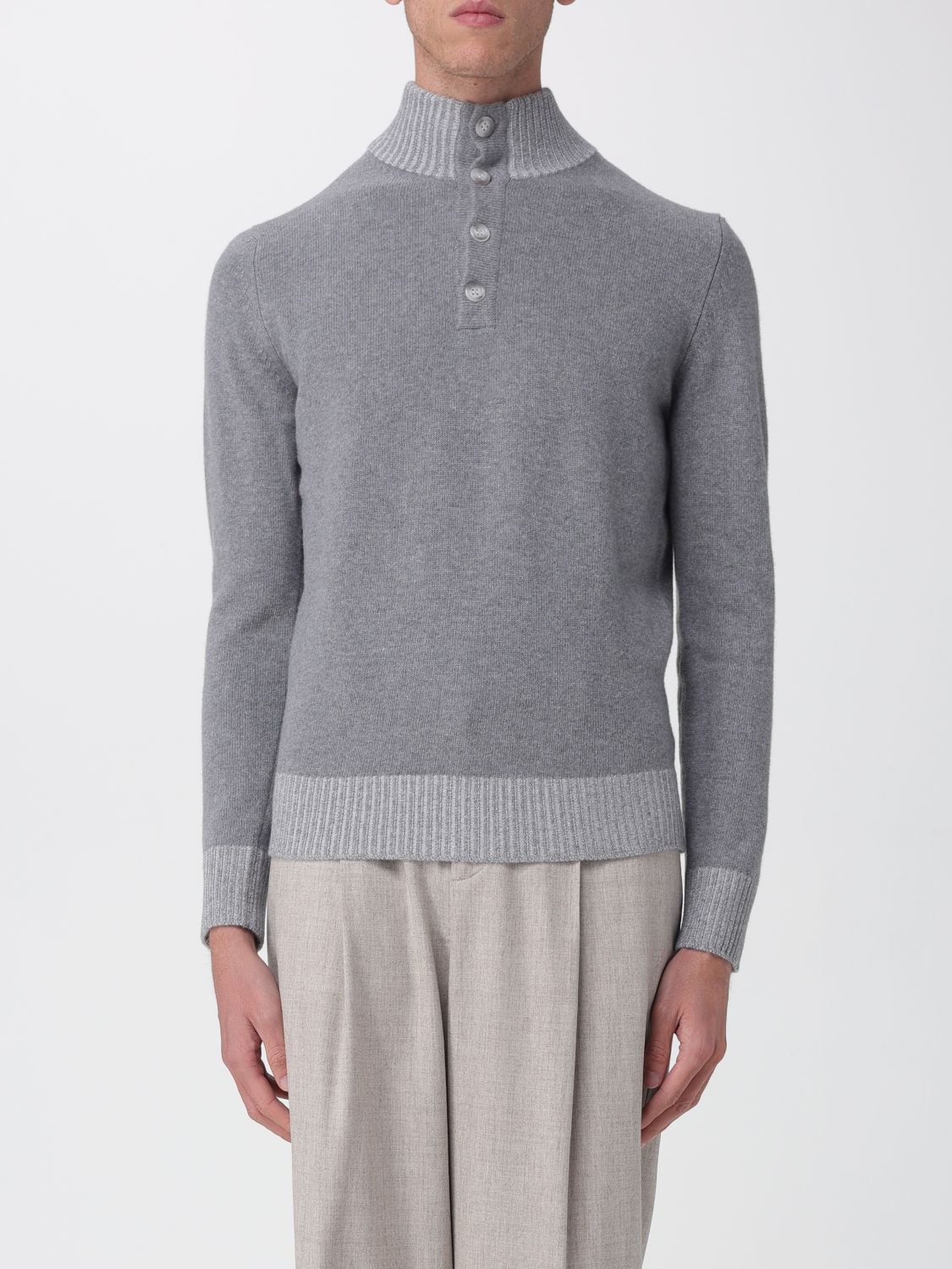 Men's XC Sweater Color Grey