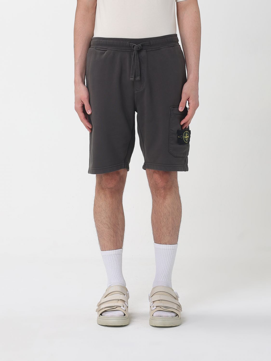 STONE ISLAND Shorts Men color Charcoal　STONE ISLAND ショートパンツ メンズ カラー チャコール STONE