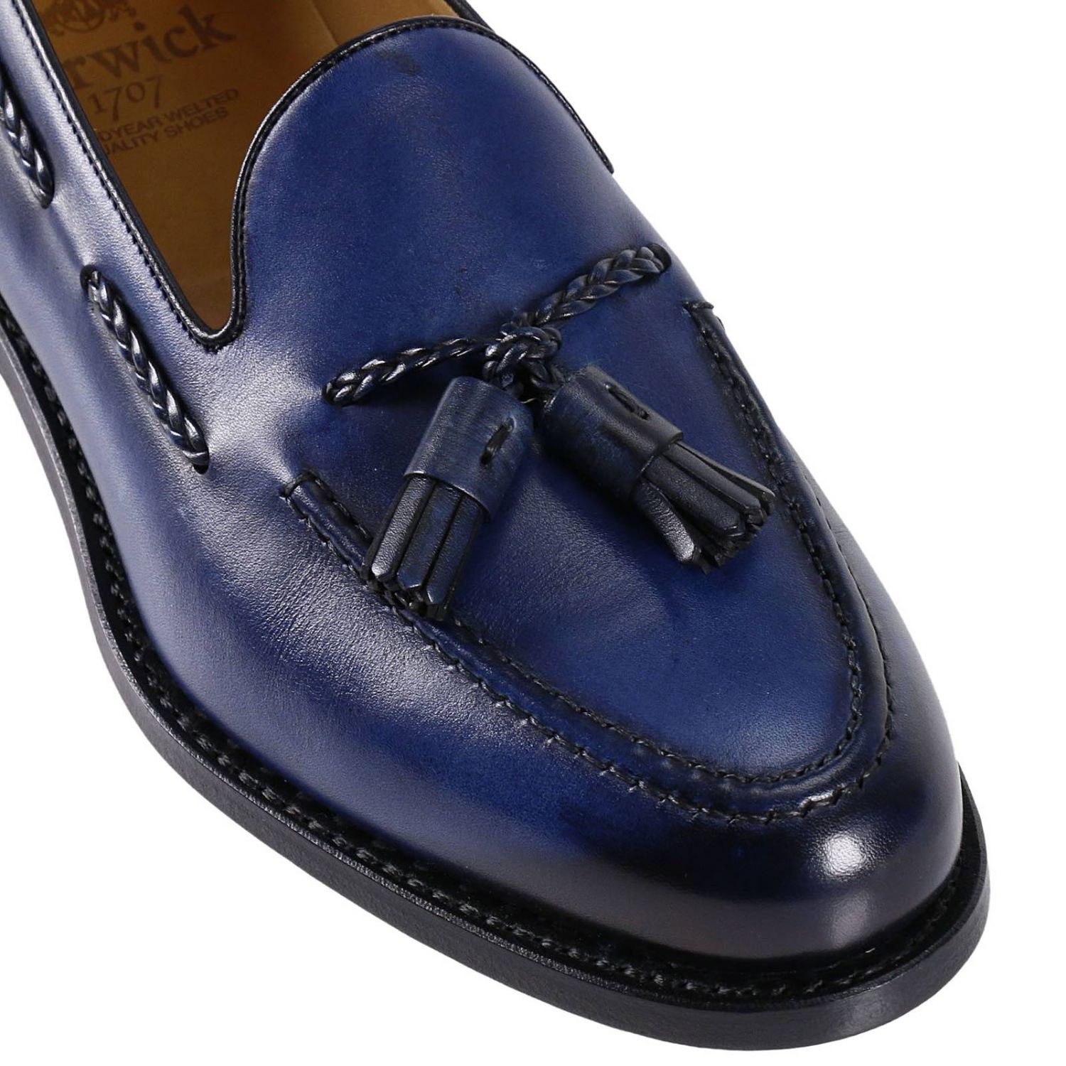 Berwick Outlet: Mocassino in vitello spazzolato con suola piatta levigata e  lavorazione Goodyear - Blue | Mocassini Berwick 4340 GIGLIO.COM