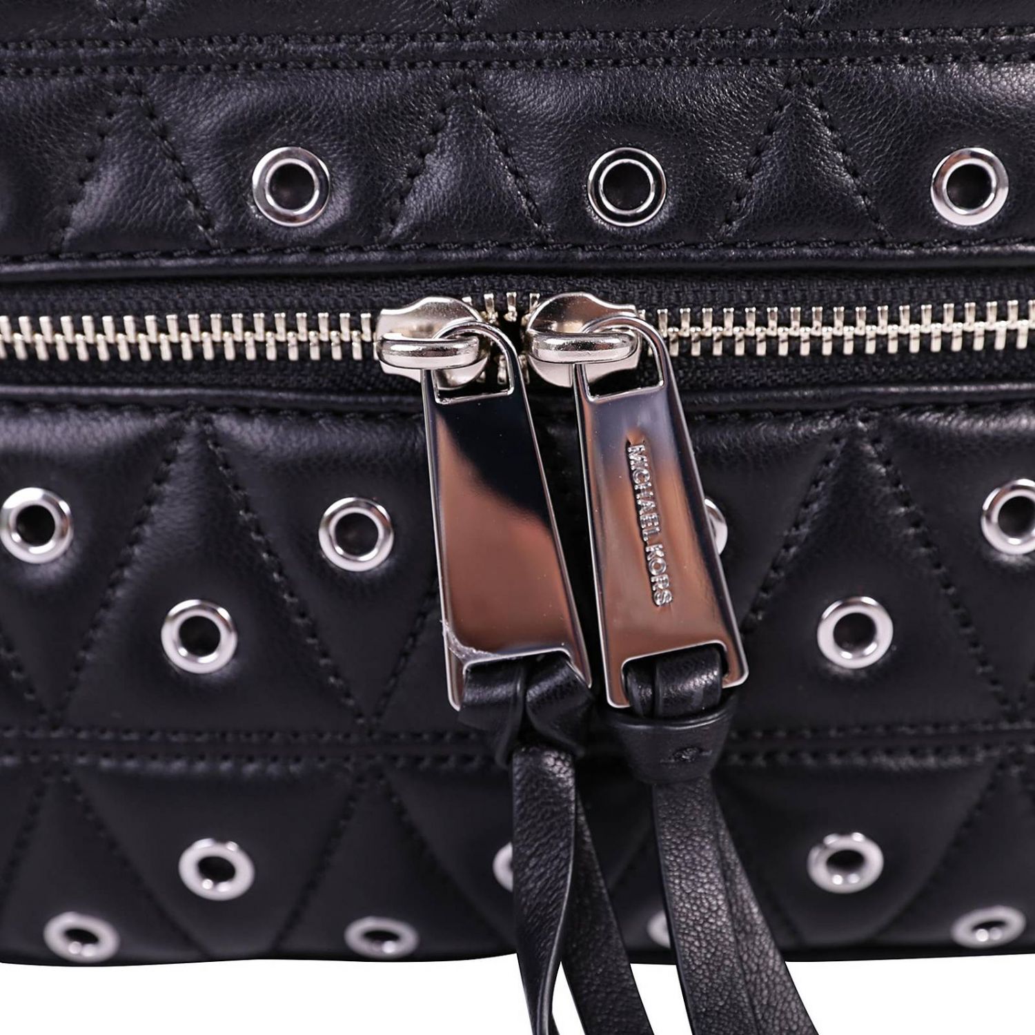 Michael Michael Kors Outlet: Zaino Rhea full zip medio in pelle trapuntata  con occhielli all over - Nero | Zaino Michael Michael Kors 30F7SEZB2L  GIGLIO.COM
