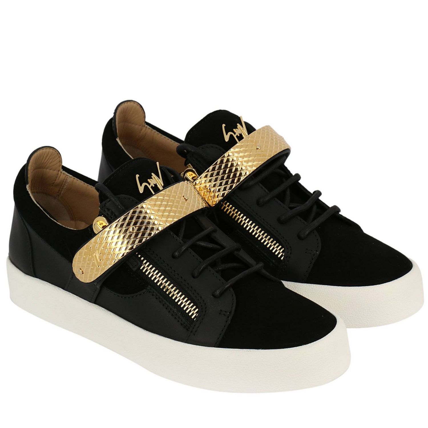 Giuseppe Zanotti Outlet: Sneakers in vera pelle e camoscio con maxi fibbie e  logo metal - Nero | Sneakers Giuseppe Zanotti RM80024 GIGLIO.COM