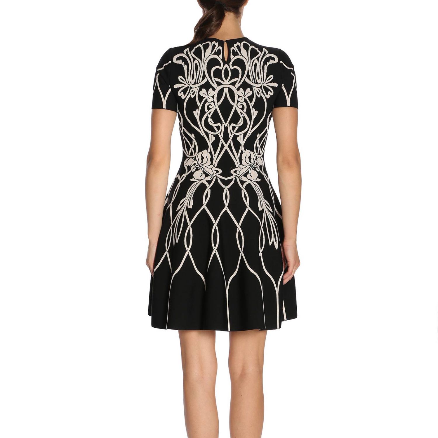 Alexander Mcqueen Outlet: Abito a maniche corte con stampa barocca - Nero | Abito  Alexander Mcqueen 532065 Q1RPS GIGLIO.COM