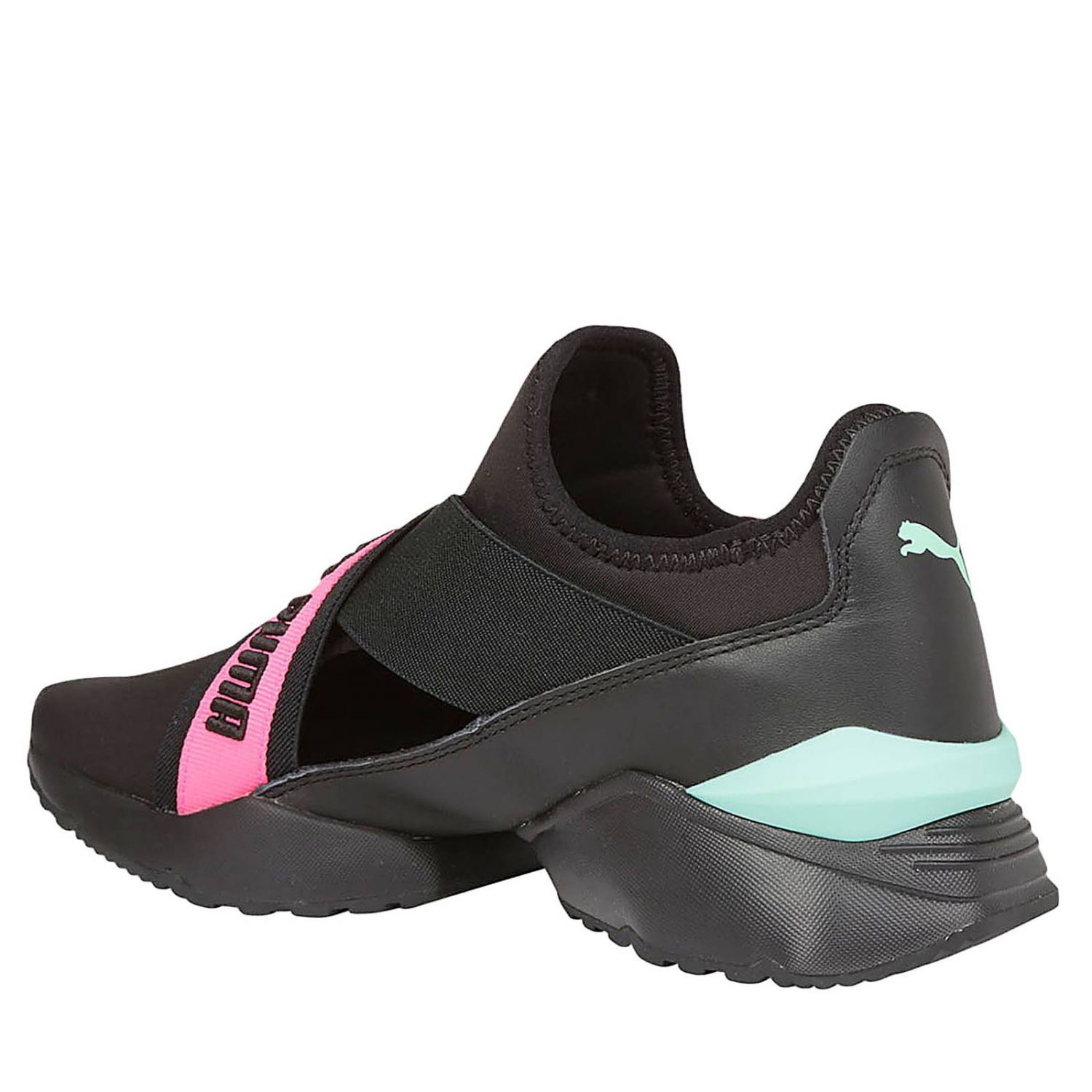 puma in and out sneakers