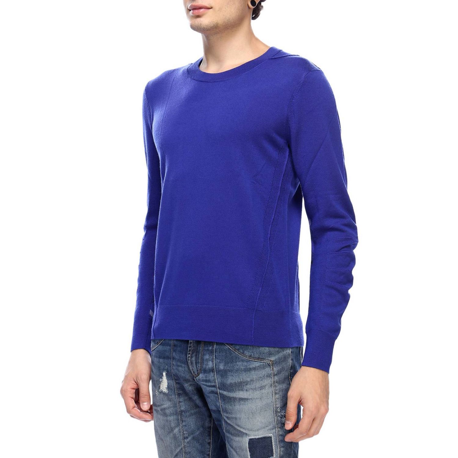 blue burberry jumper