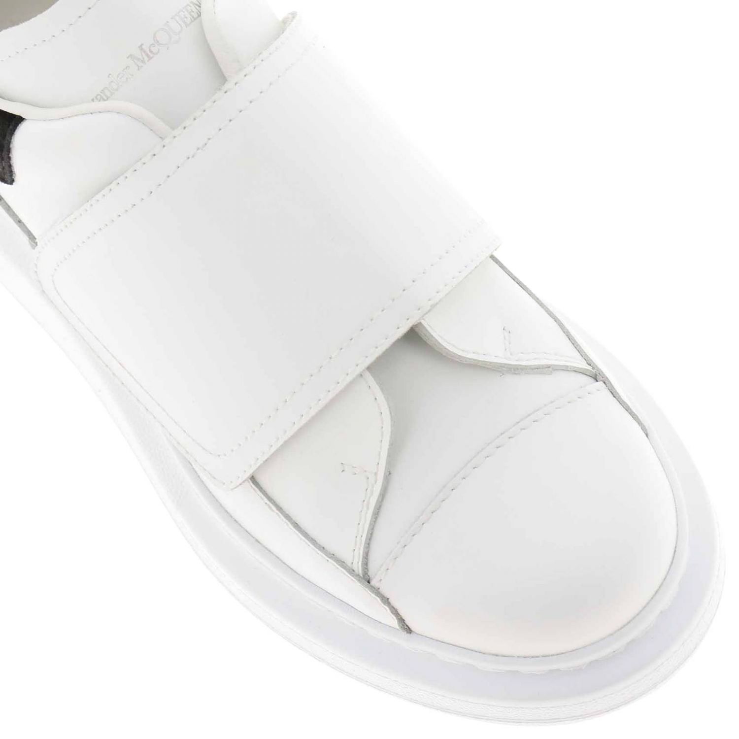 Alexander Mcqueen Outlet: Scarpe donna - Bianco | Sneakers Alexander Mcqueen  553784 WHGP7 GIGLIO.COM