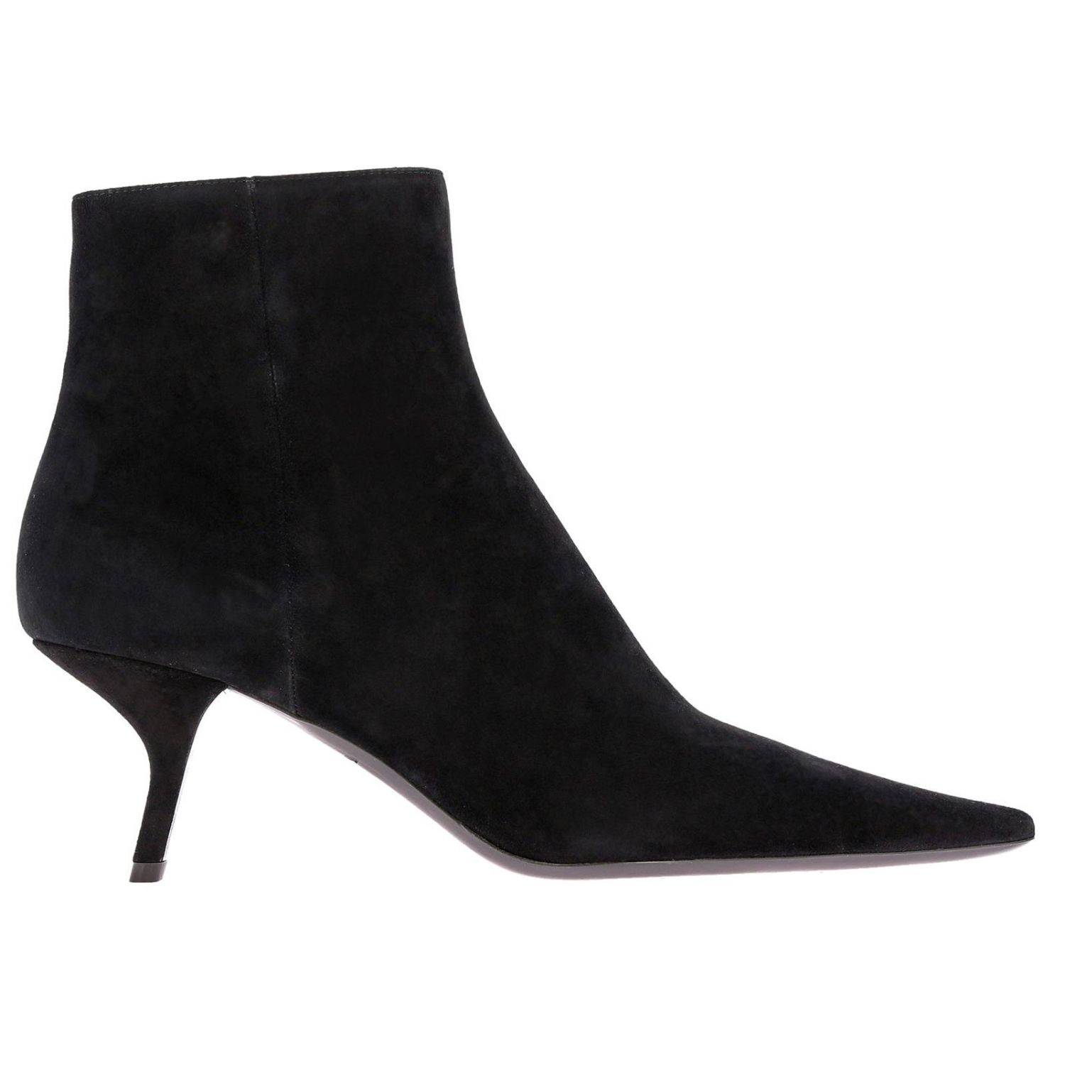 v shaped ankle boots