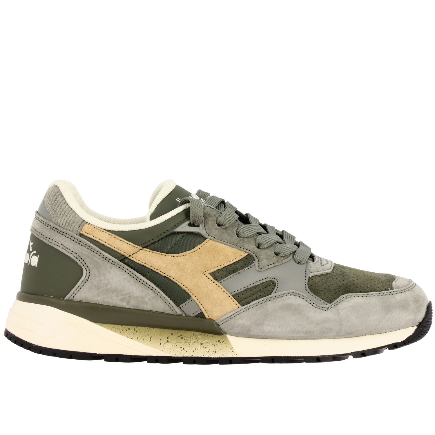 grey diadora trainers