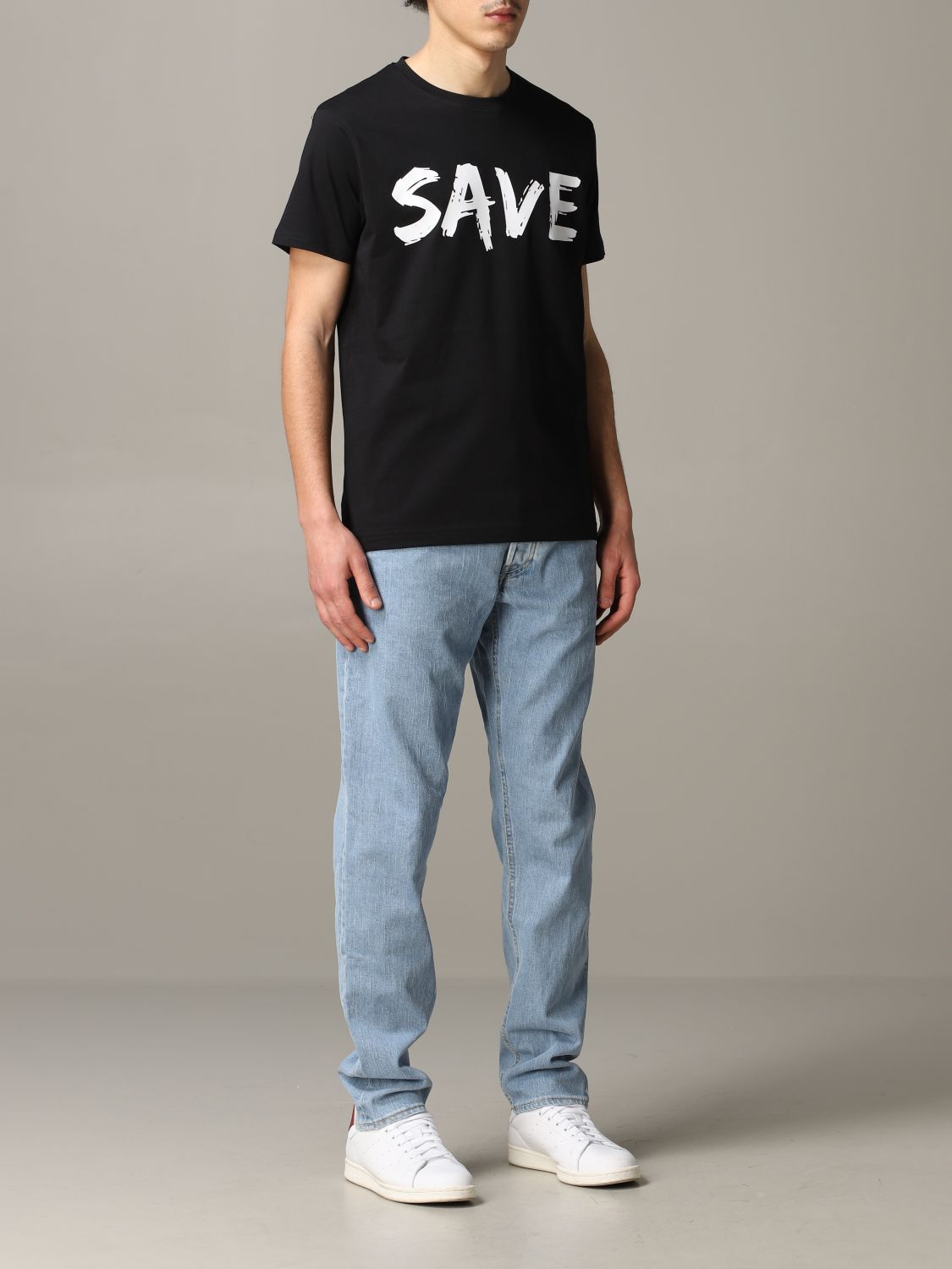 Save The Duck Outlet: short-sleeved T-shirt with big logo - Black