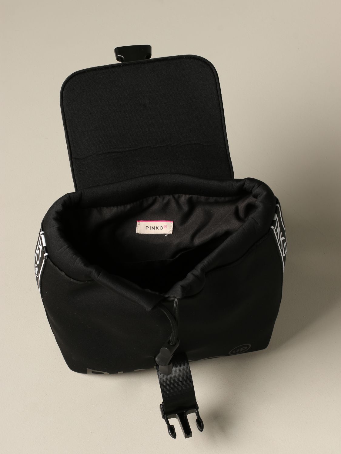 Pinko Outlet: Zaino in neoprene con bande logate - Nero | Zaino Pinko  024533 GIGLIO.COM
