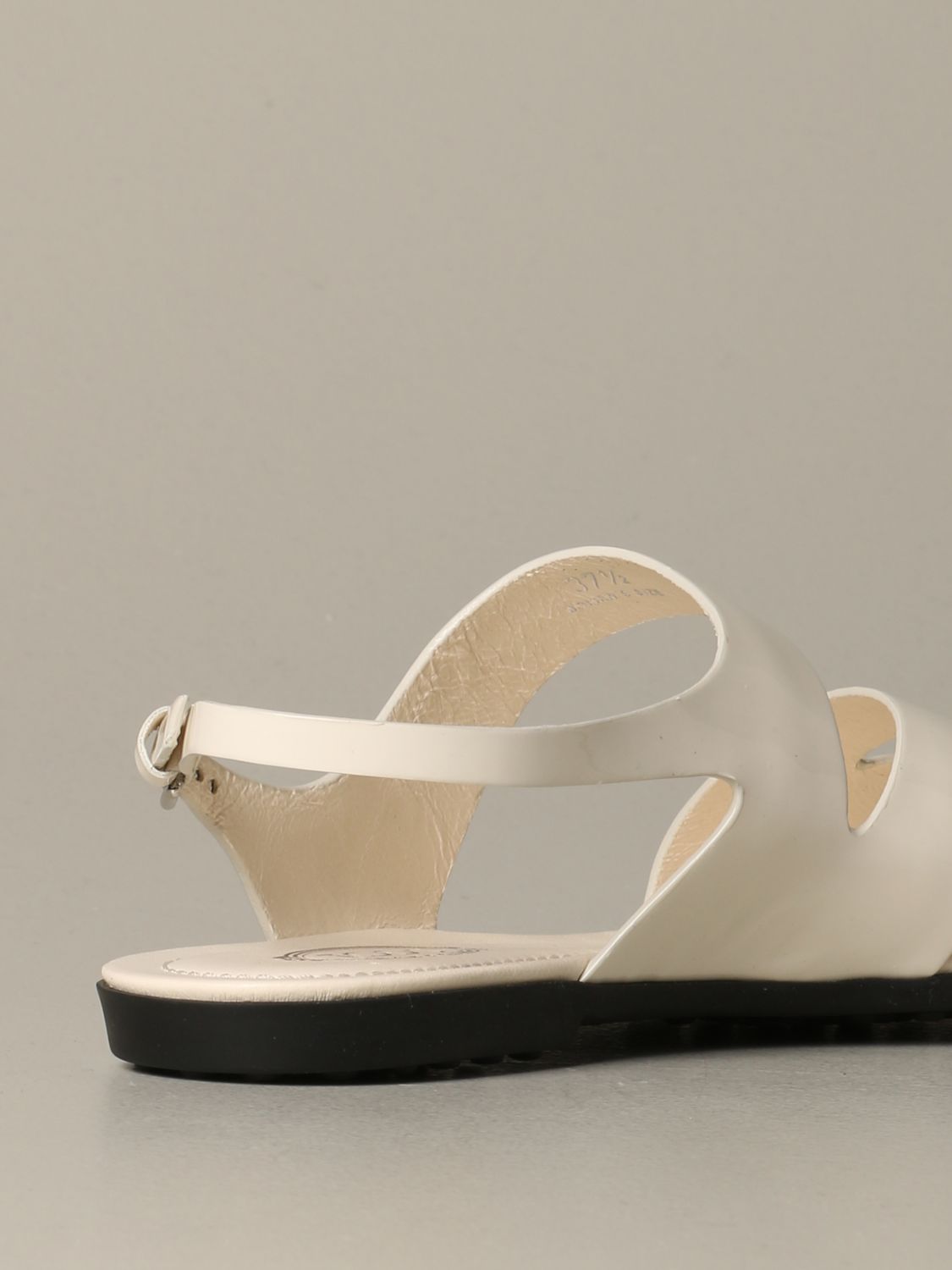 Llegan las sandalias para mujer de Skechers (nueva colección) a Sprinter: