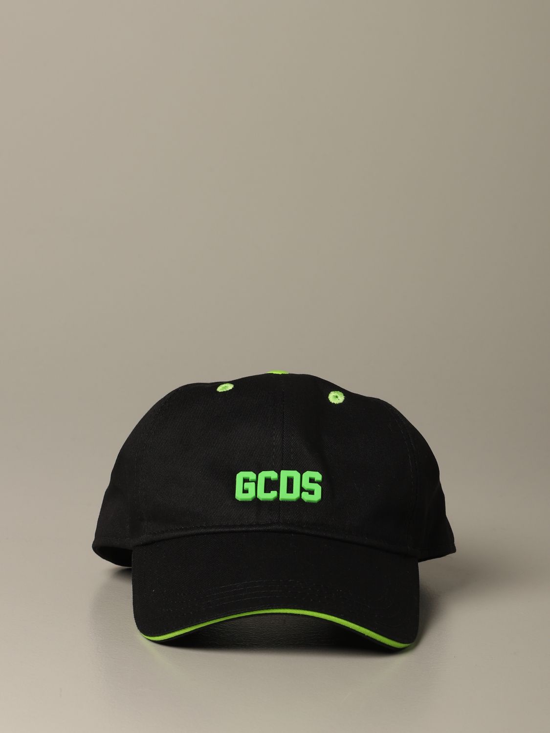 Gcds Outlet: Cappello con logo - Nero | Cappello Gcds SS20M010036 GIGLIO.COM