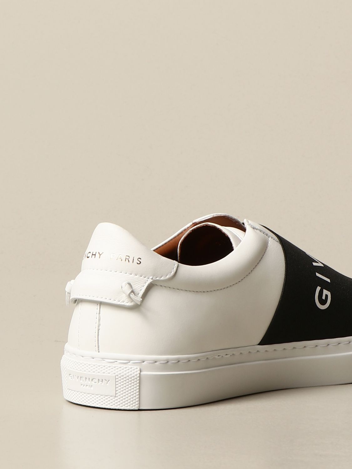 Givenchy sneakers in calfskin with logoed band