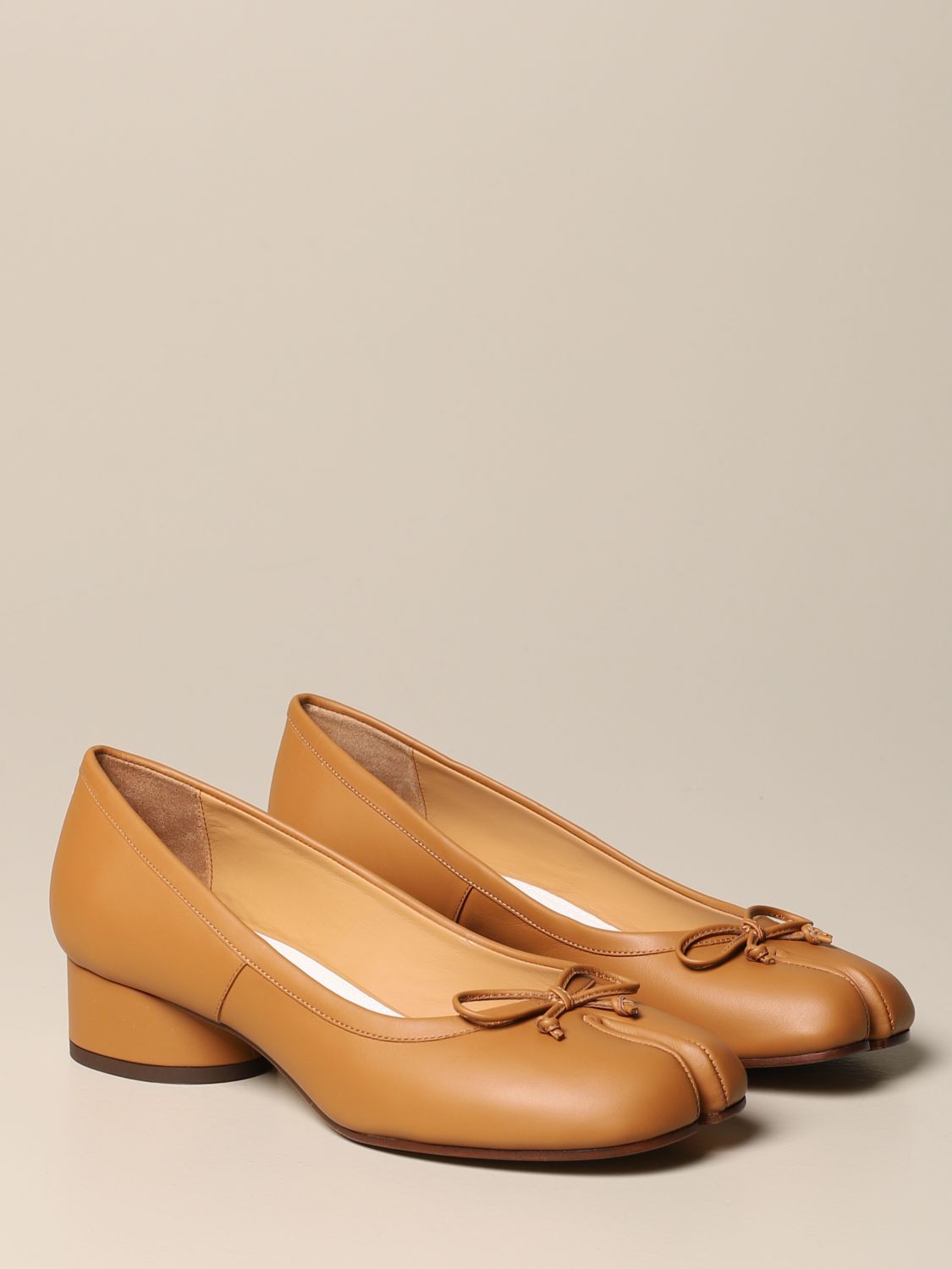 novo ballet flats