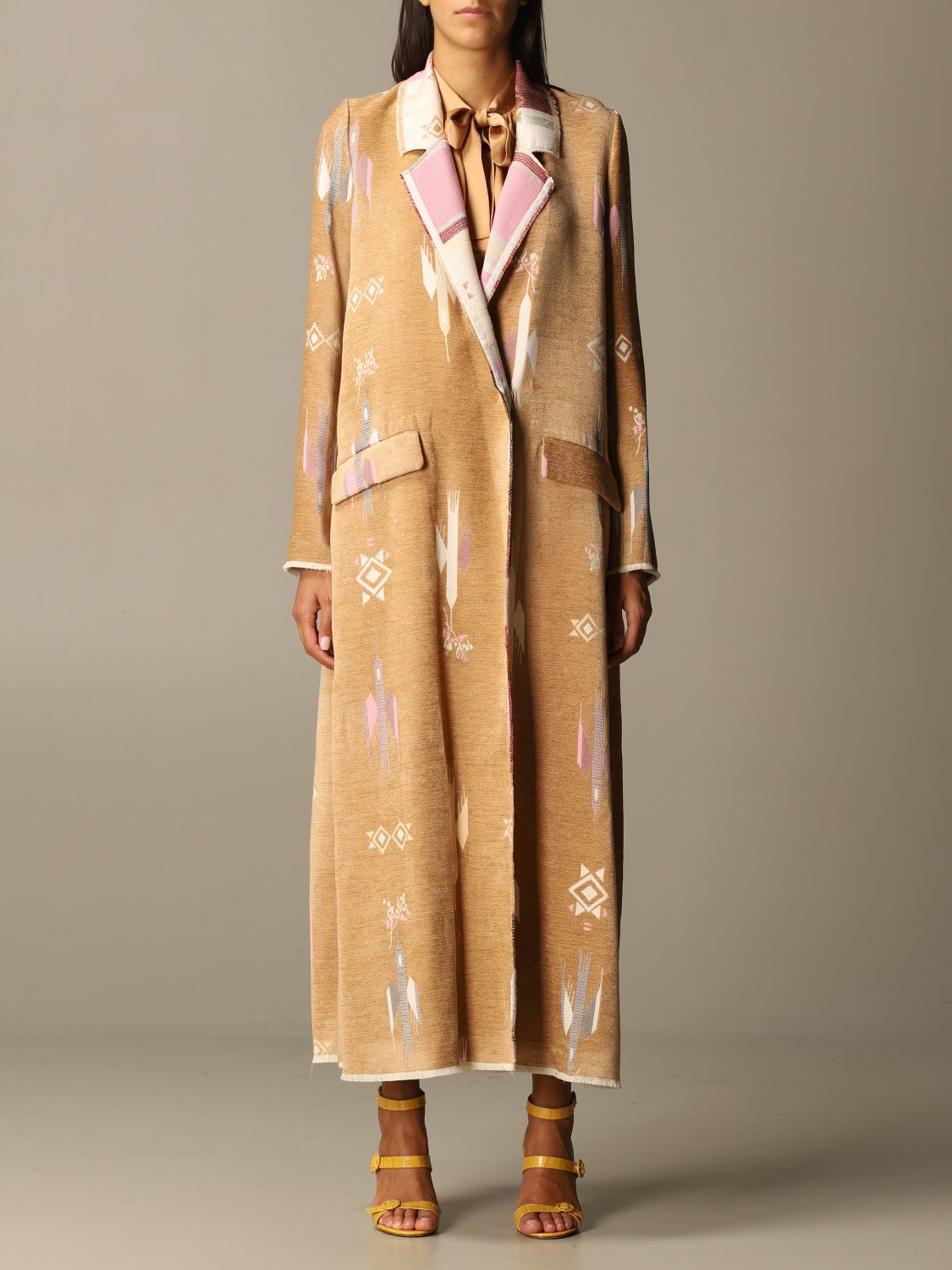 Ontmoedigen ontwikkeling Hoelahoep FORTE FORTE: coat for woman - Camel | Forte Forte coat 7502 online on  GIGLIO.COM