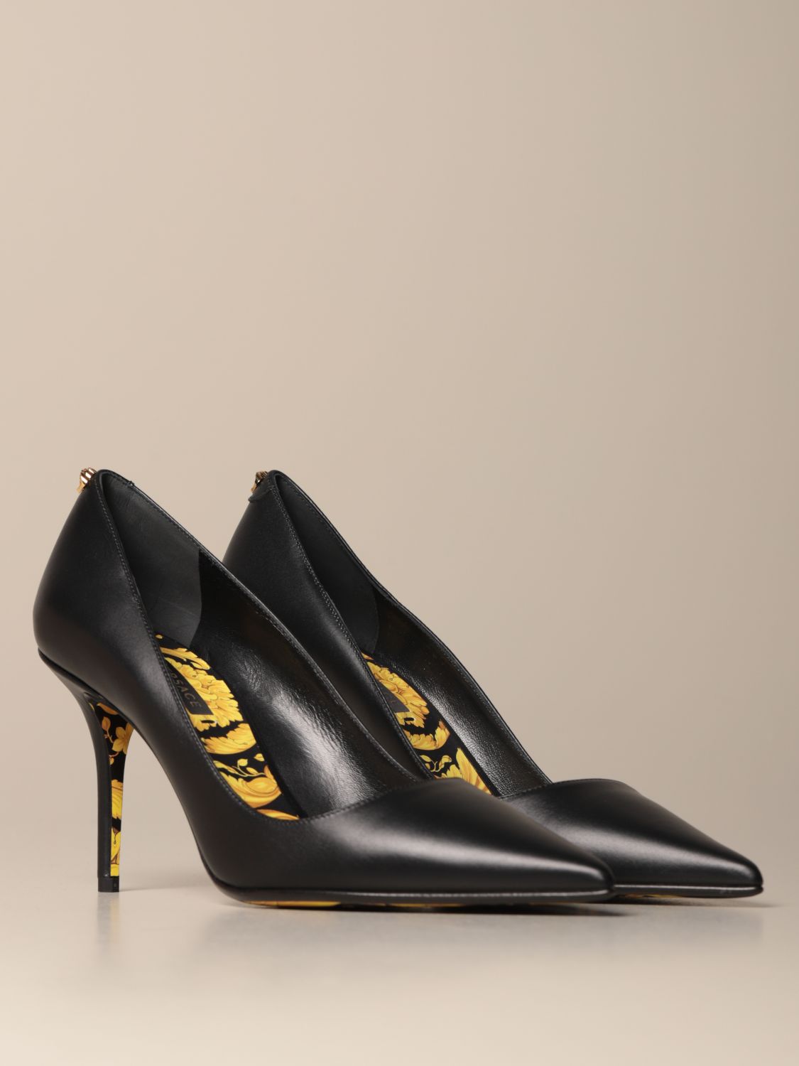 Versace Outlet: décolleté in leather with baroque insole - Black | High ...