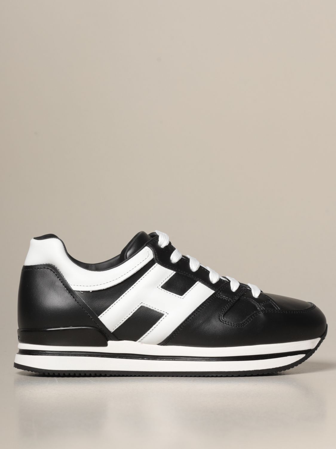 Hogan Outlet: H222 sneakers in smooth leather - Black | Hogan sneakers ...