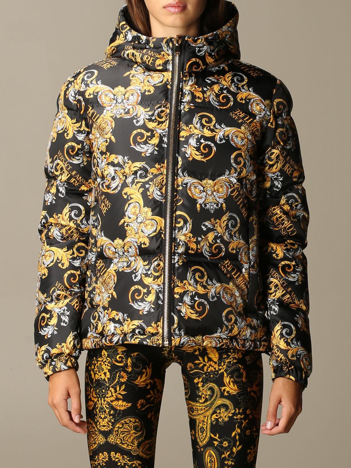 kokain forestille Grøn VERSACE JEANS COUTURE: reversible down jacket with baroque pattern | Jacket  Versace Jeans Couture Women Black | Jacket Versace Jeans Couture  E5HZA95925131 GIGLIO.COM