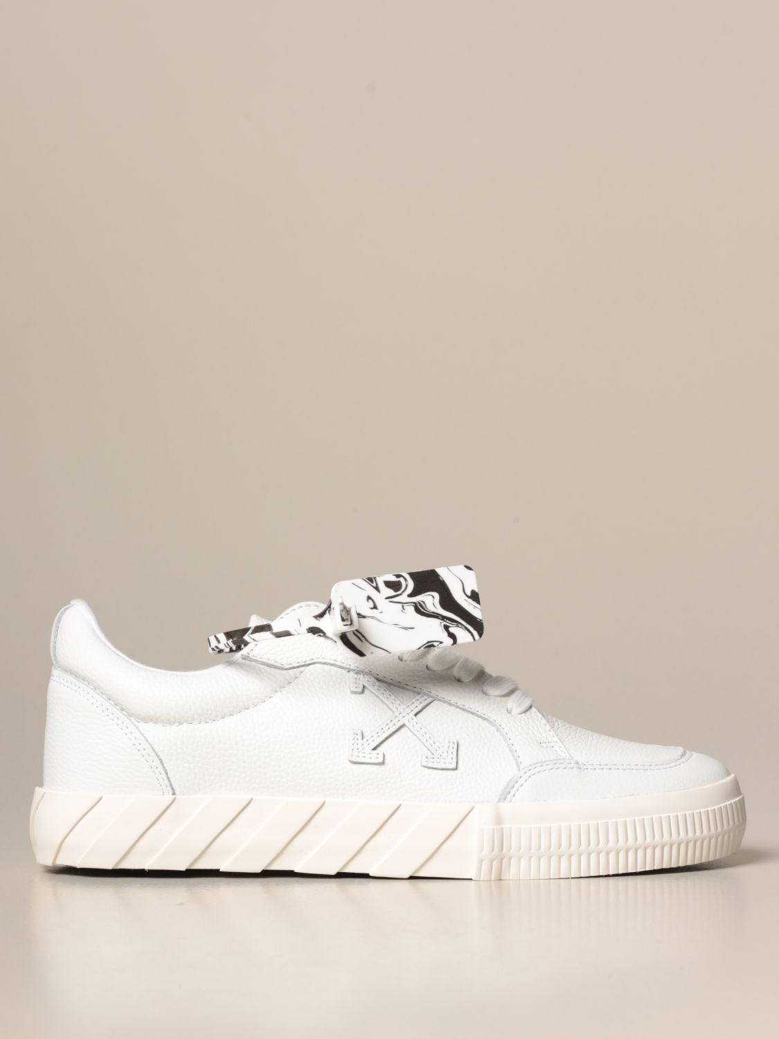 Low Vulcanized Off White sneakers in 