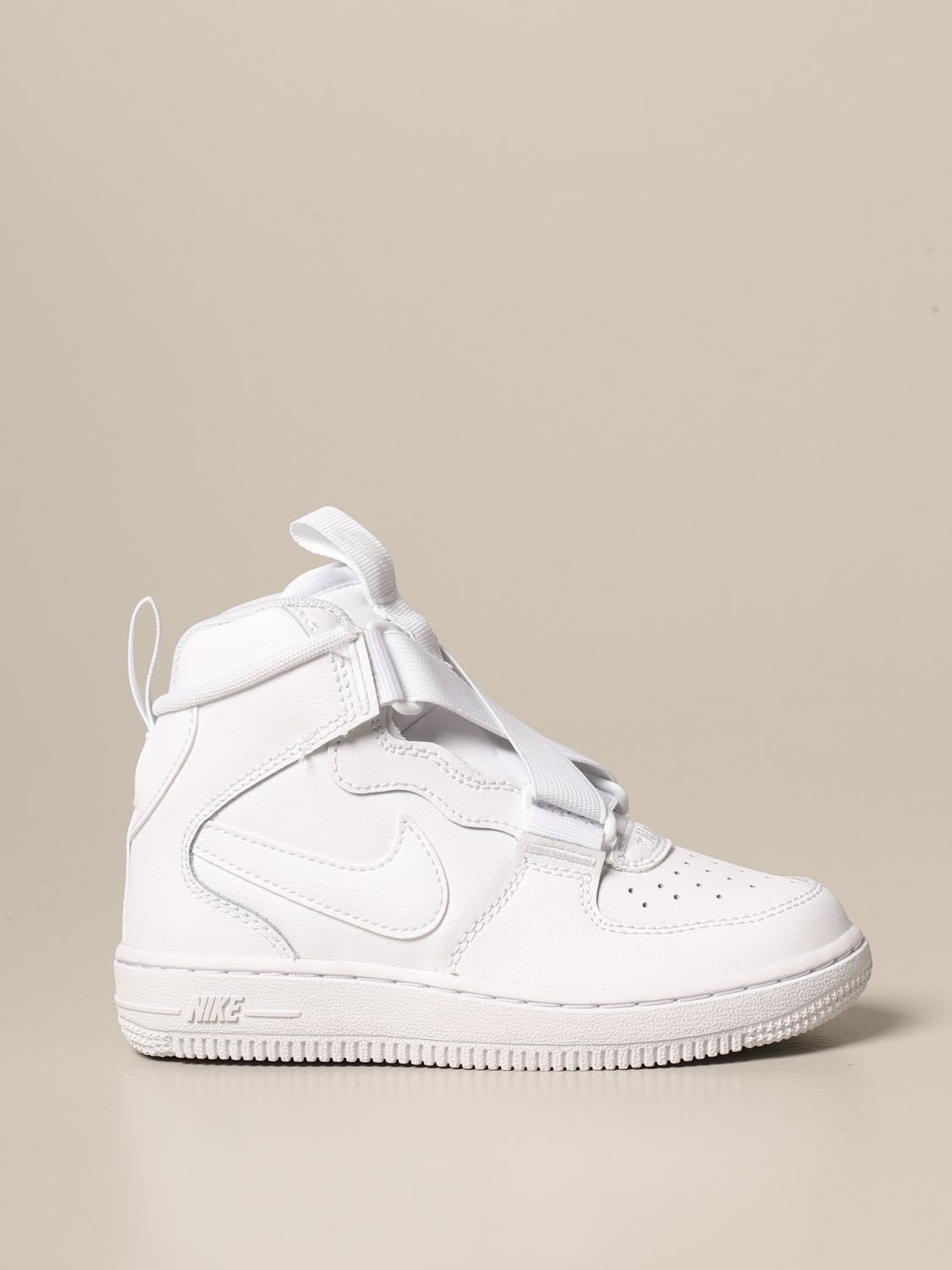 white infant nike shoes