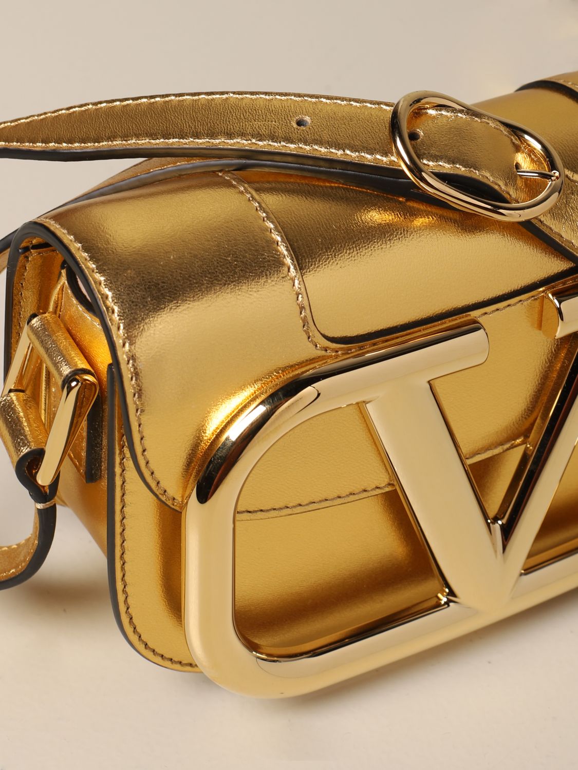 Valentino SuperVee 手拎包- iBag · 包包