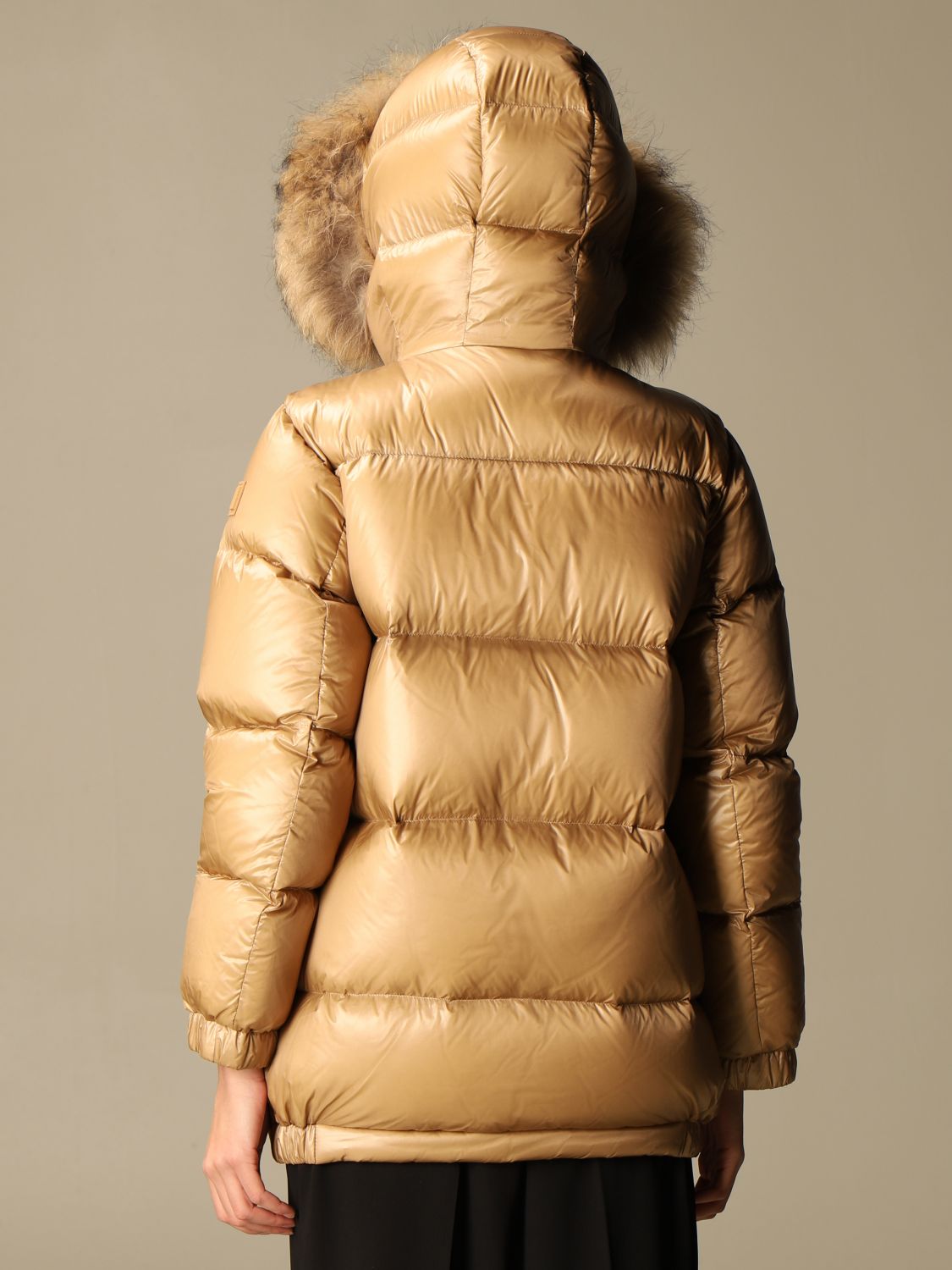 WOOLRICH: down jacket with hood - Gold 