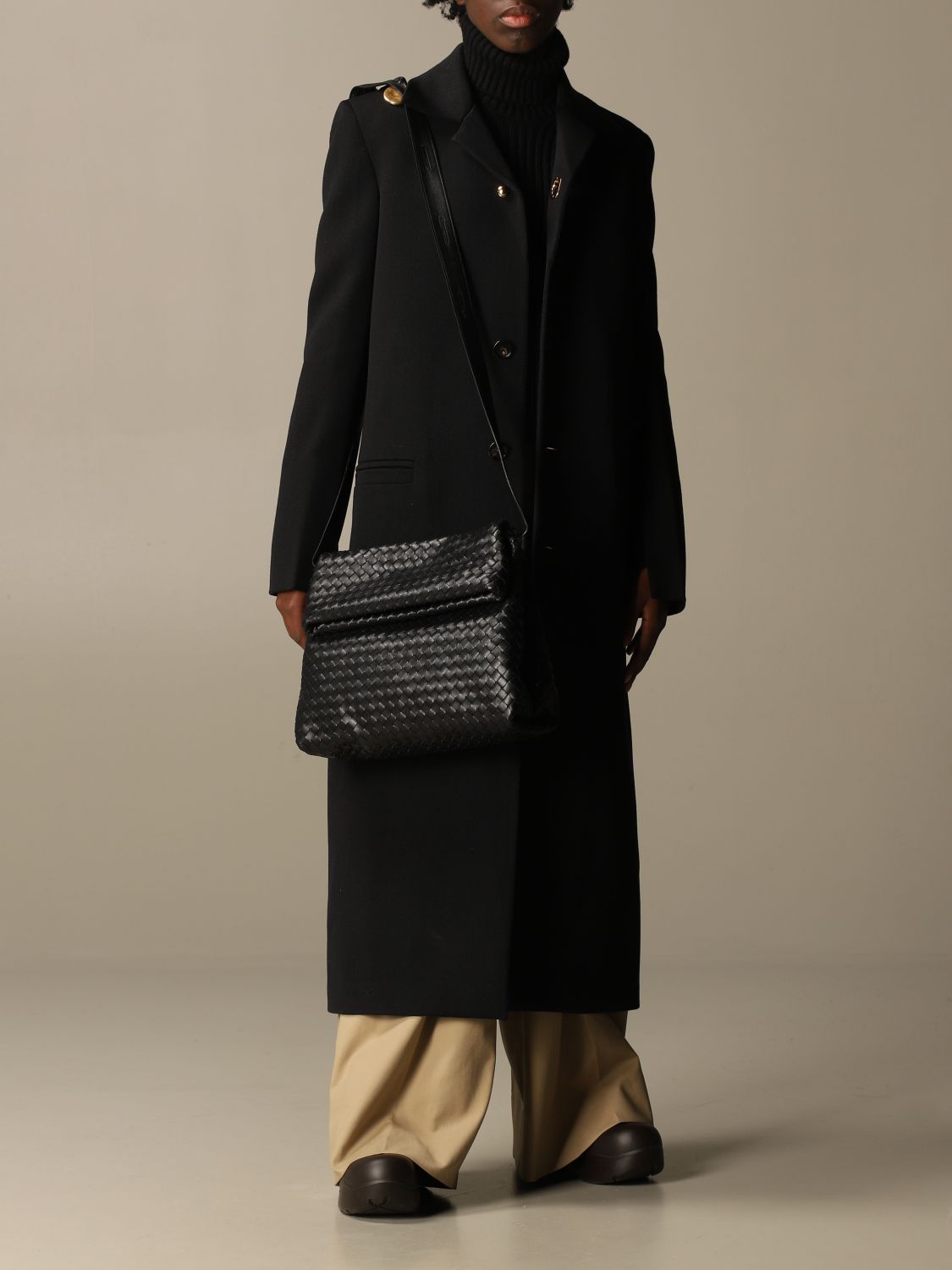 BOTTEGA VENETA: Bag In Woven Leather - Black | Bottega Veneta Shoulder ...