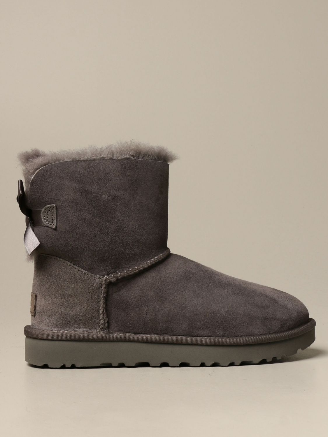 chaussure femme ugg ouverte