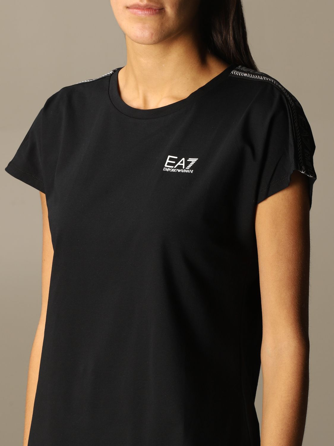 ea7 black and white t shirt