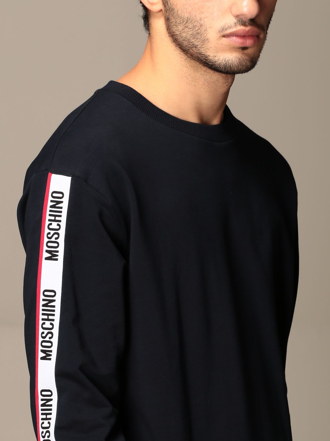 moschino logo shoulder crew neck sweatshirt