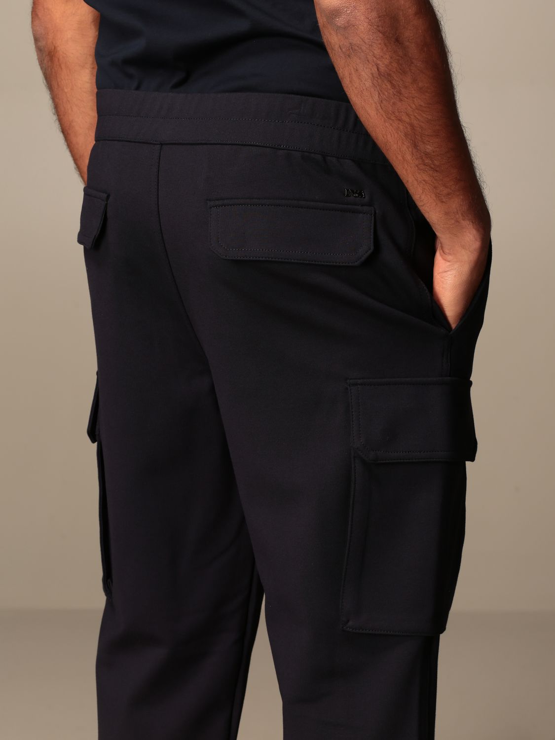 basic jogging trousers