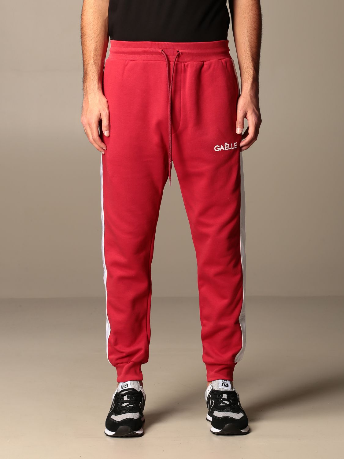 Gaëlle Paris Outlet: Pantalone jogging GaËlle Paris con bande - Rosso | Pantalone  Gaëlle Paris 3192 GIGLIO.COM