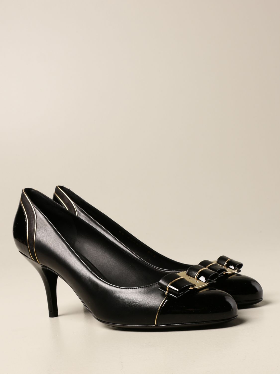 ferragamo black pumps