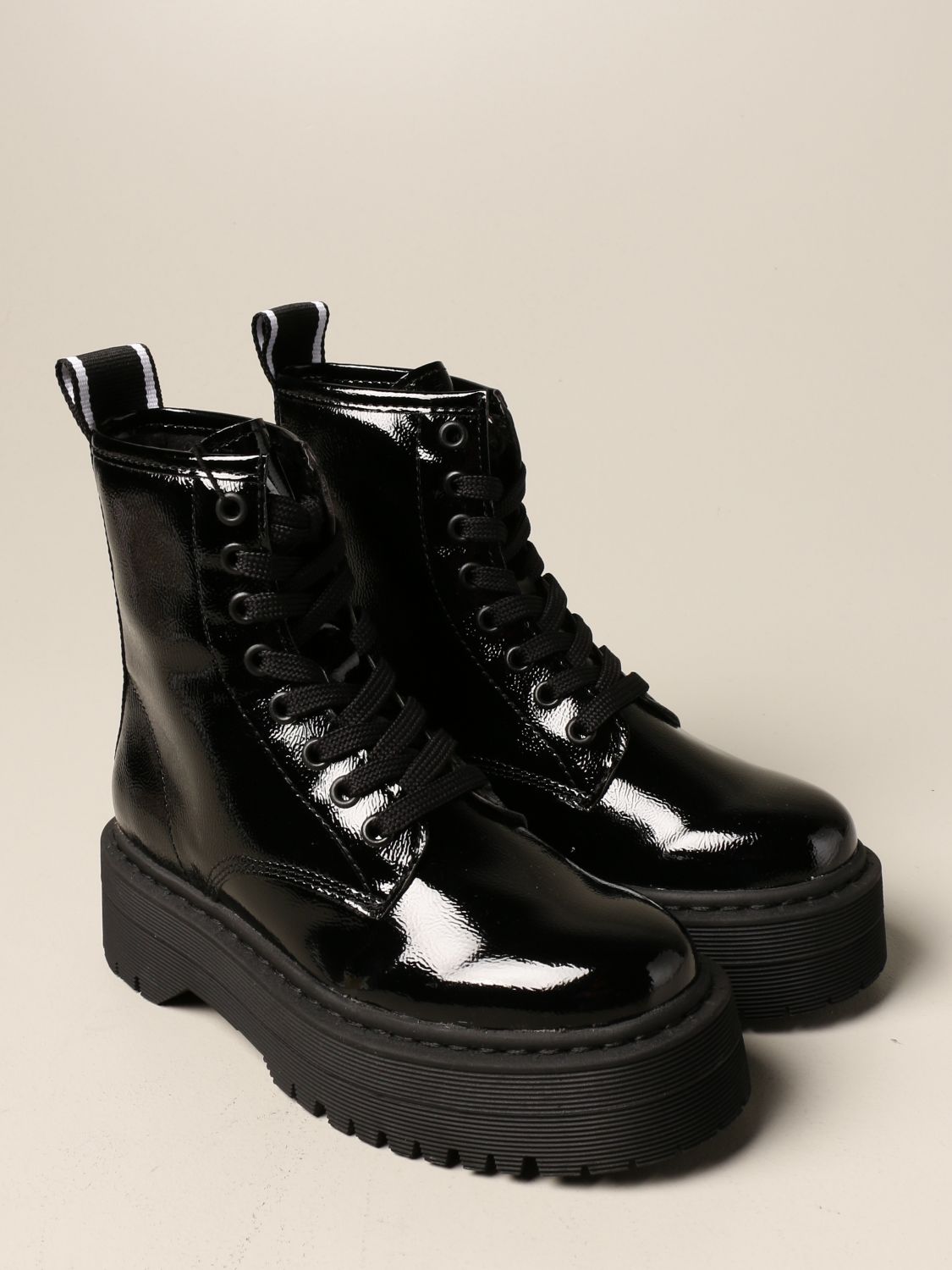 Mujer Zapatos de Botas de Botas a media pantorrilla Botas de Armani Exchange de color Negro 
