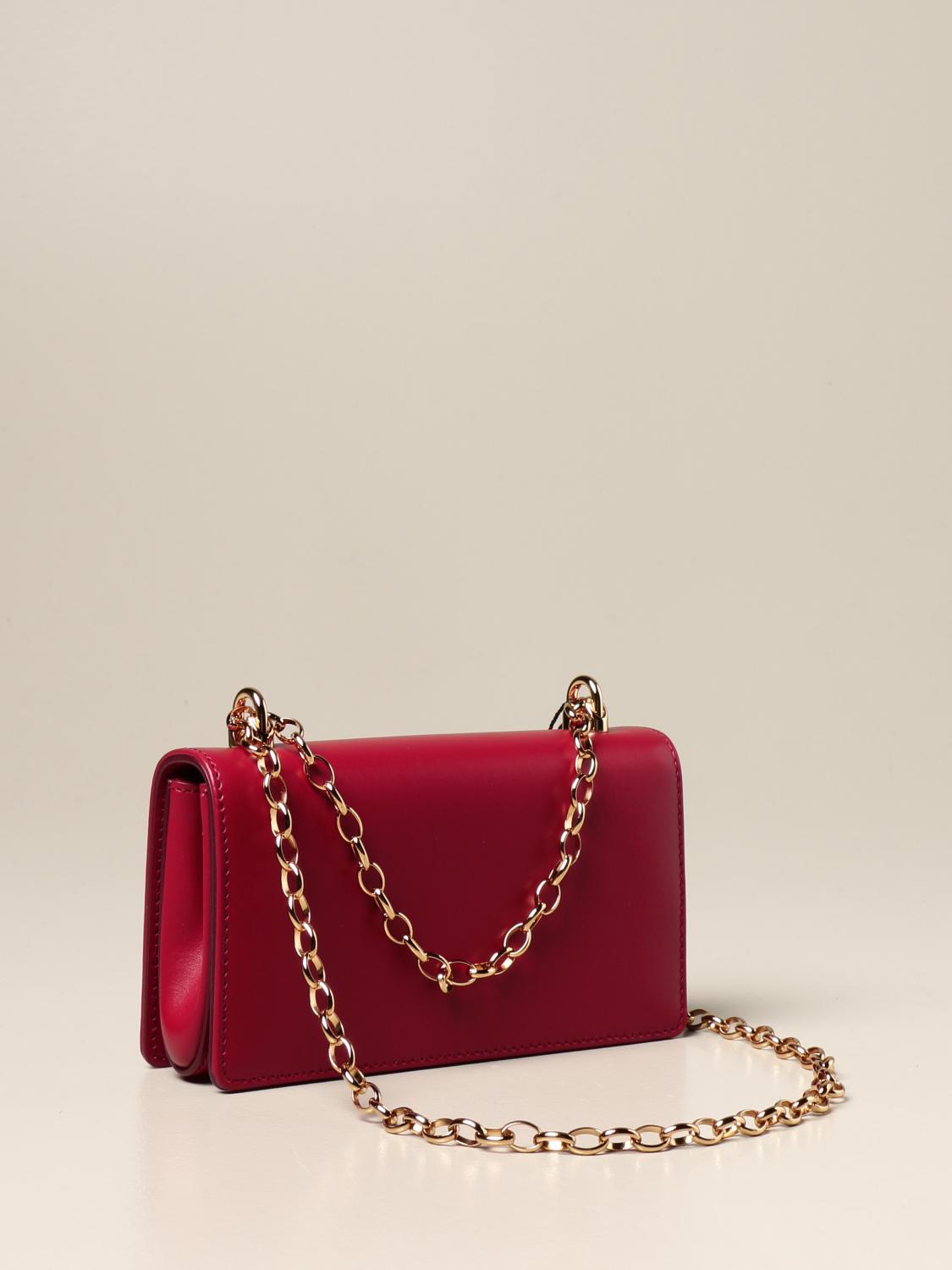 Dolce & Gabbana Outlet: leather shoulder bag with maxi logo - Red